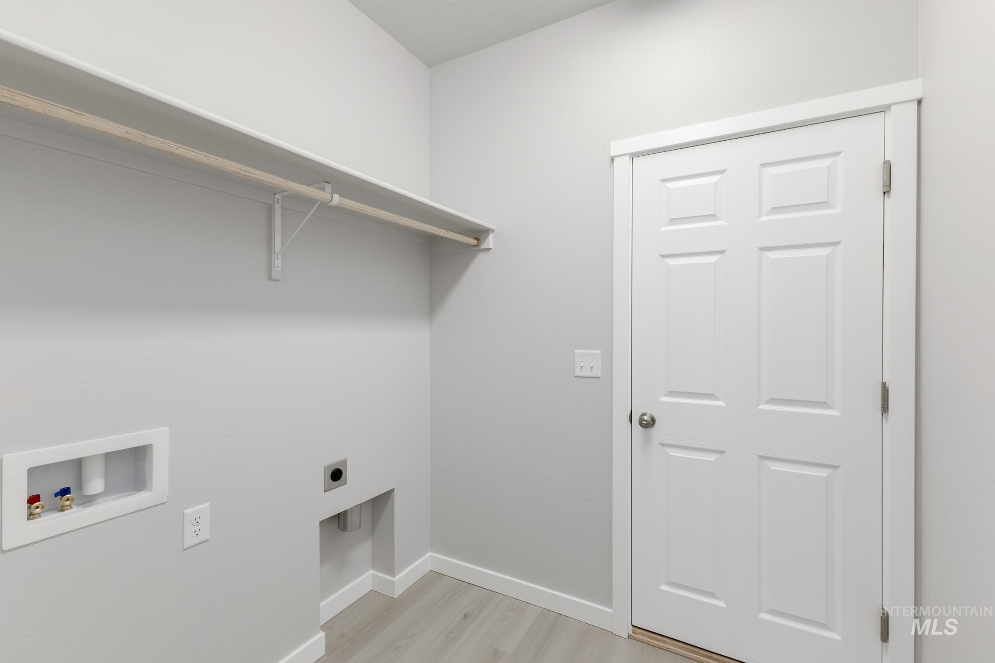 16922 Silo Ave Property Photo 14