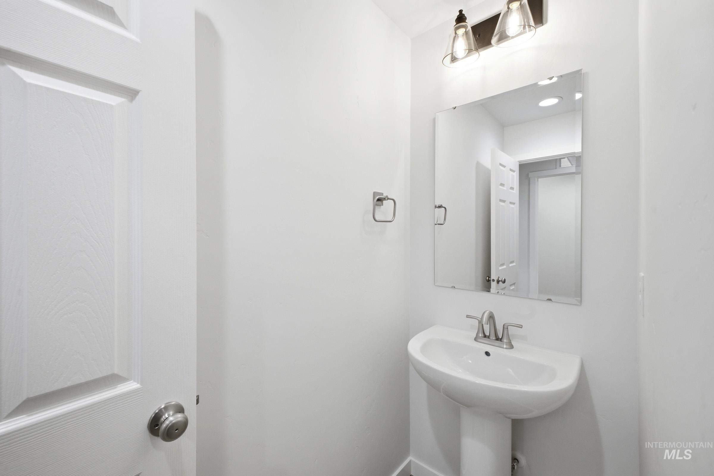 1652 Celina St Property Photo 11