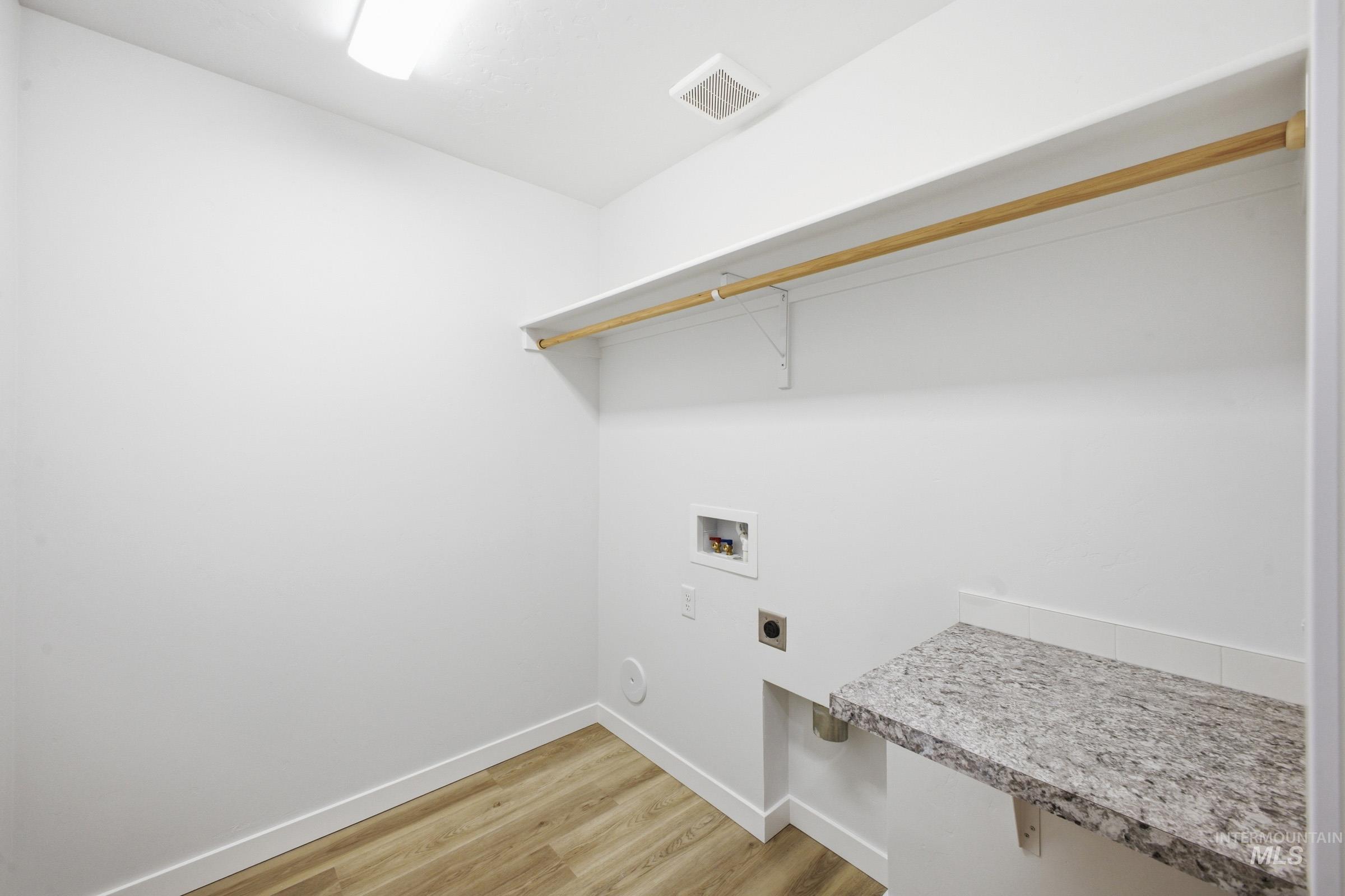 1652 Celina St Property Photo 12