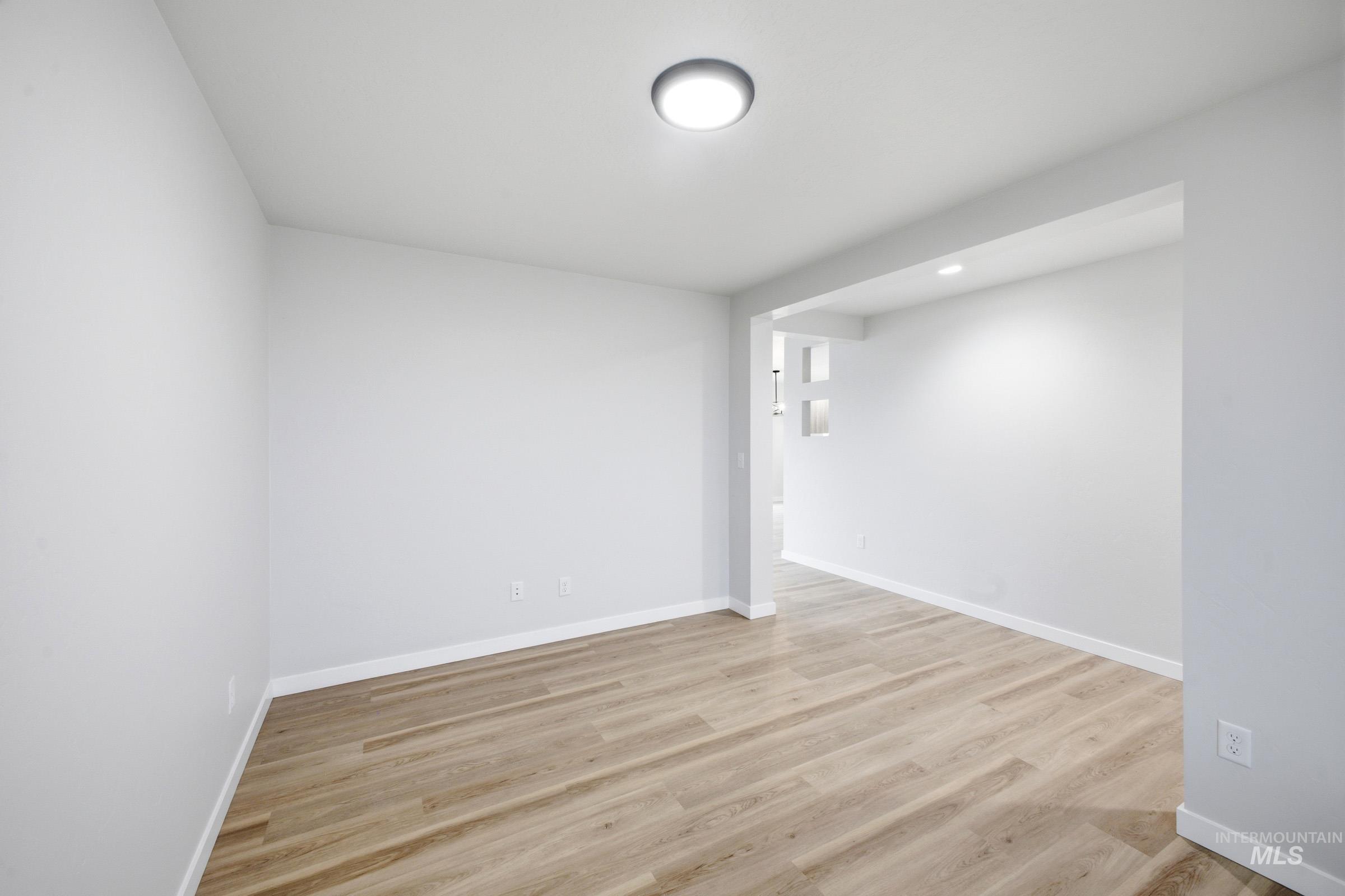 4560 S Fort George Ave Property Photo 10