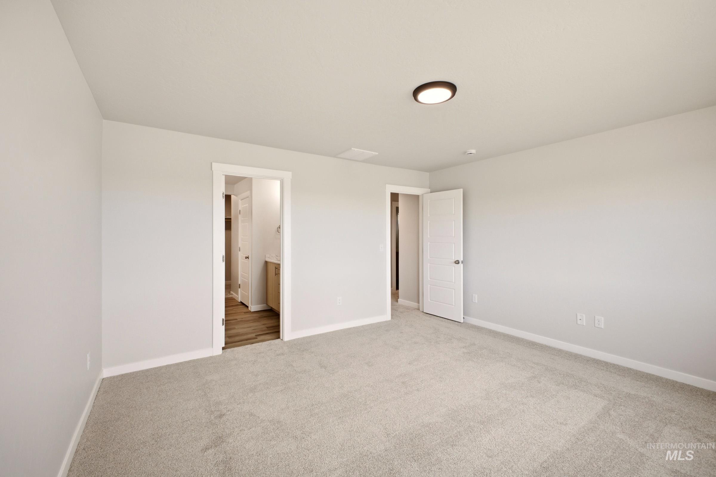 2431 W Tar Sands Dr Property Photo 25
