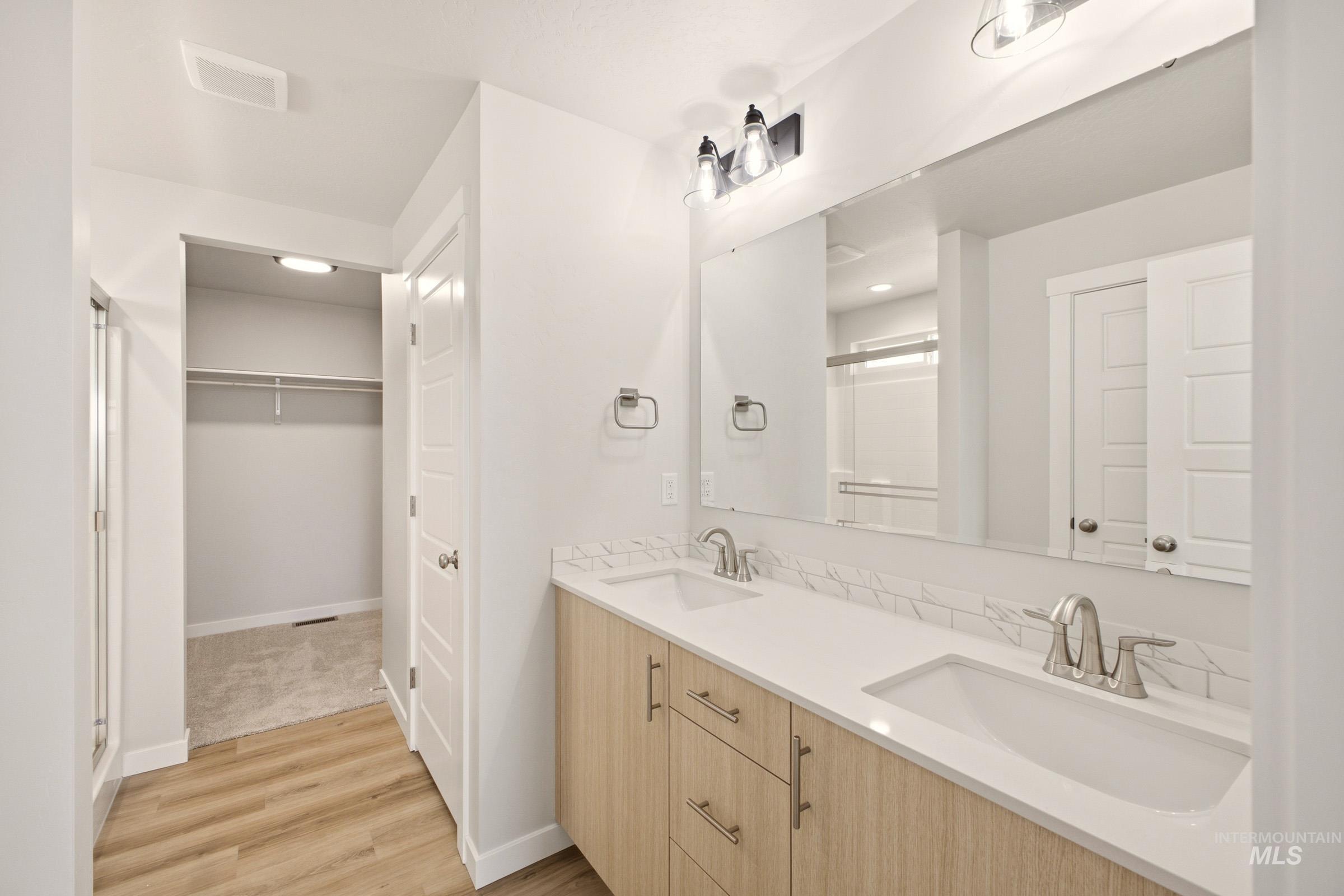 2431 W Tar Sands Dr Property Photo 26