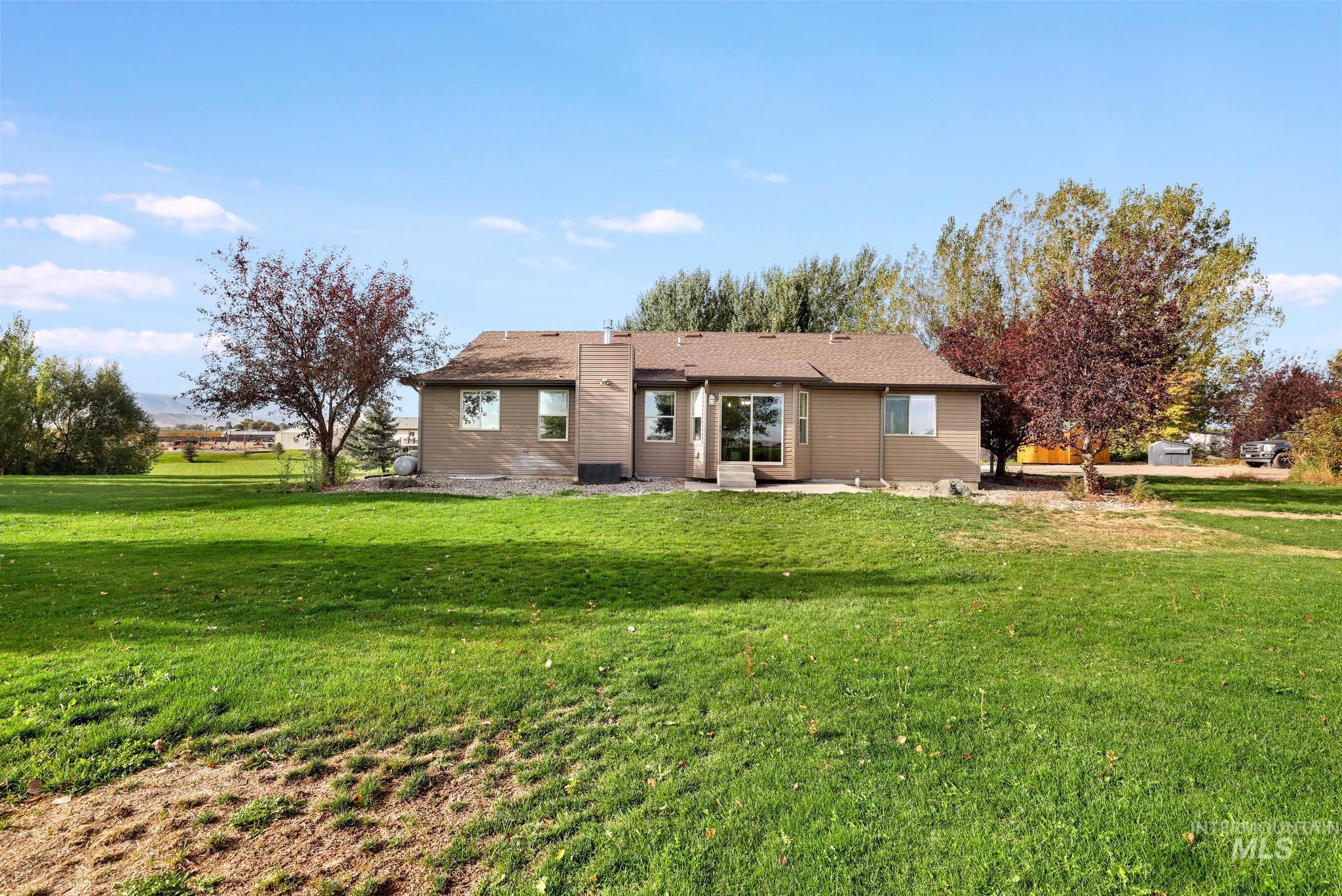 23 N 950 E. Property Photo 6