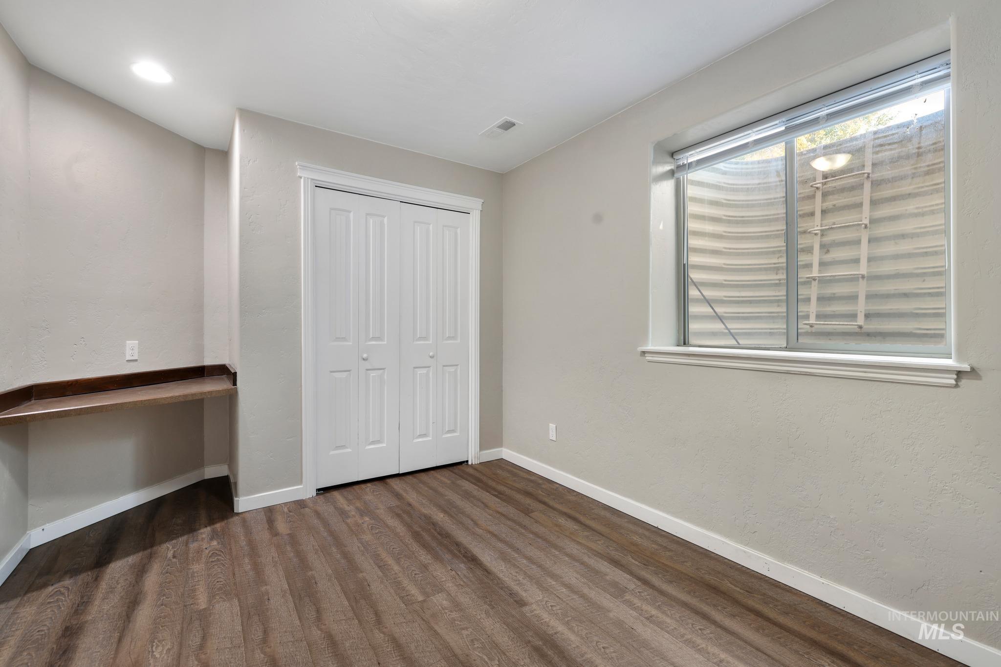 23 N 950 E. Property Photo 25