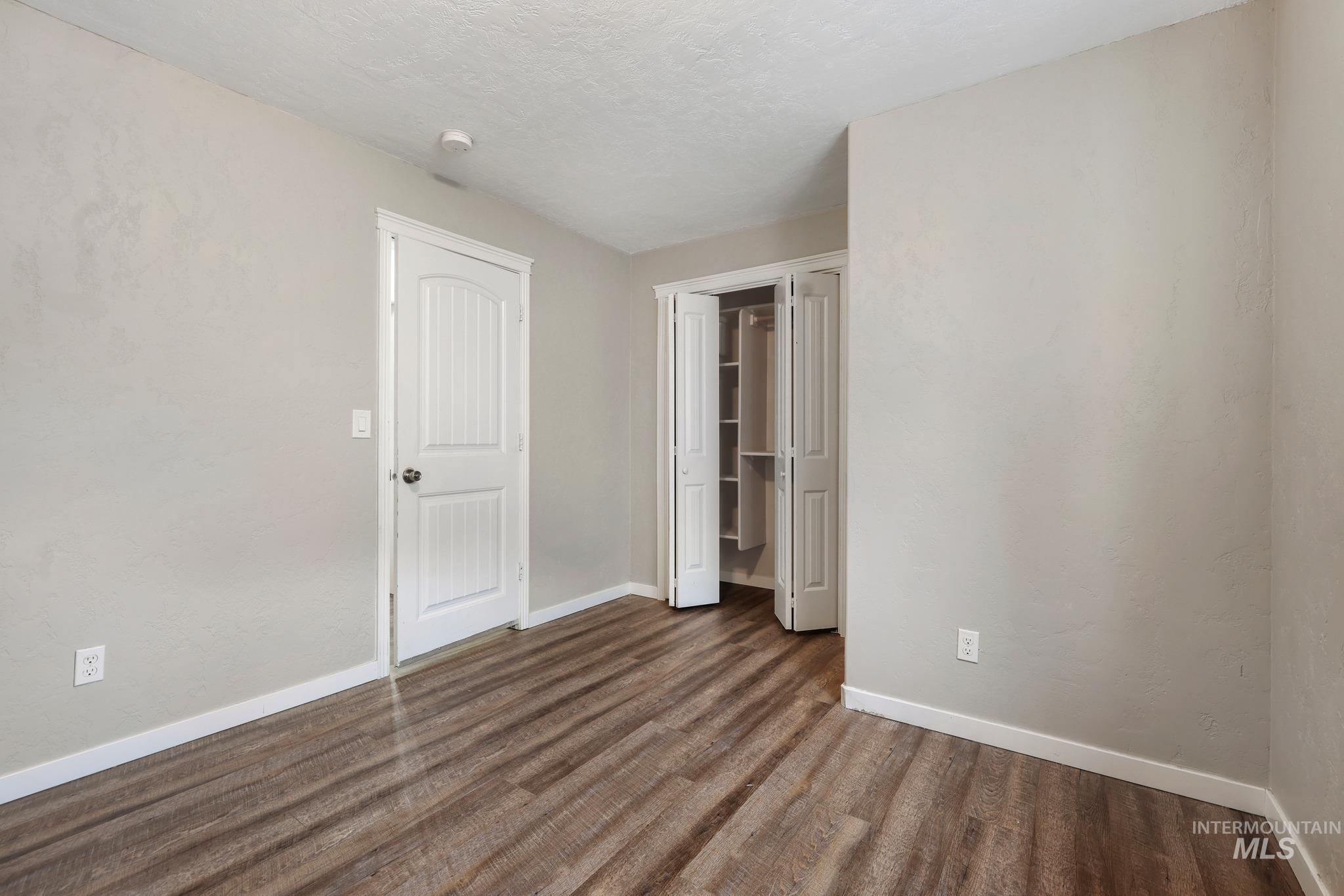 23 N 950 E. Property Photo 27