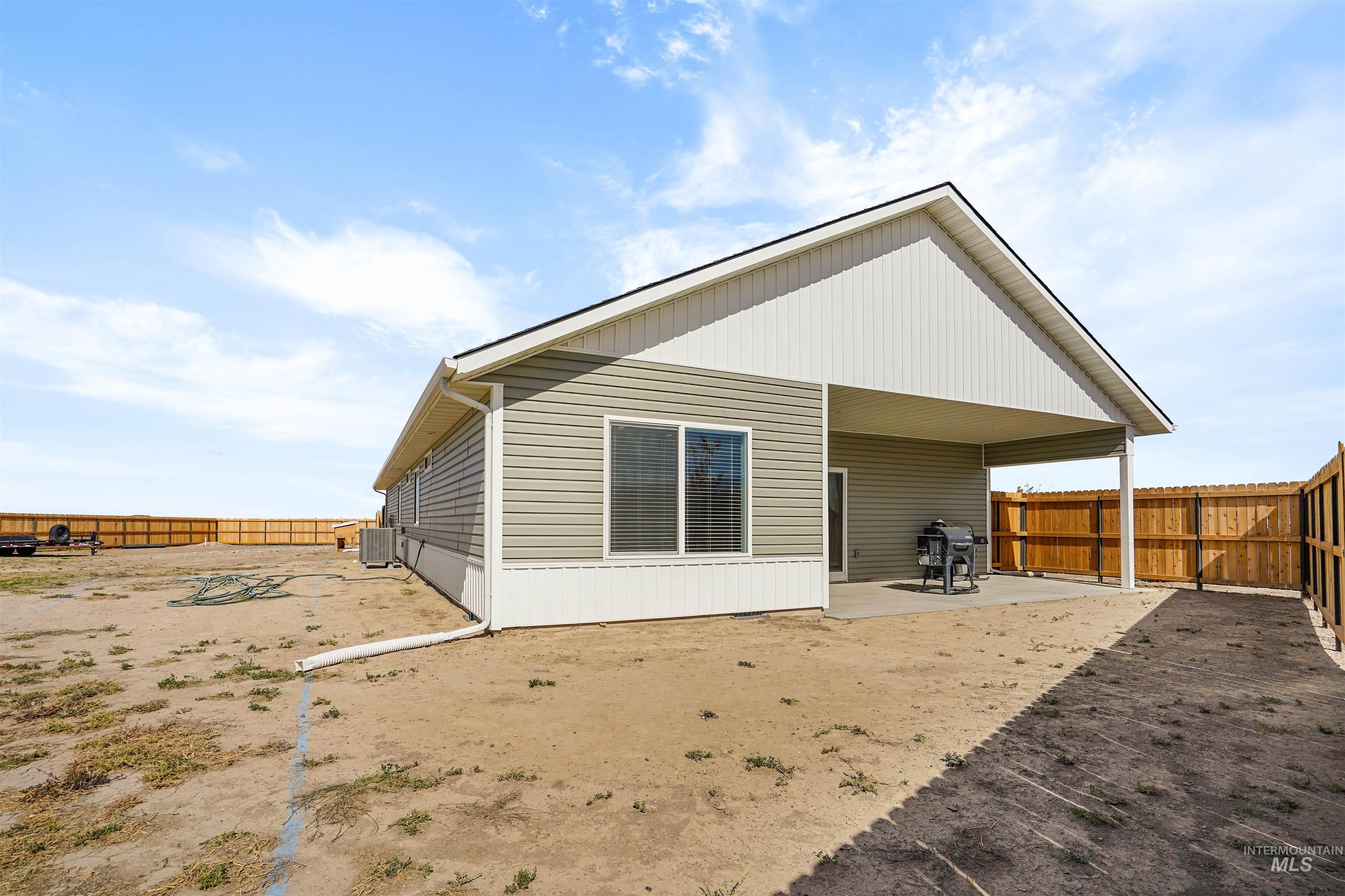 595 N Pioneer Way Property Photo 19