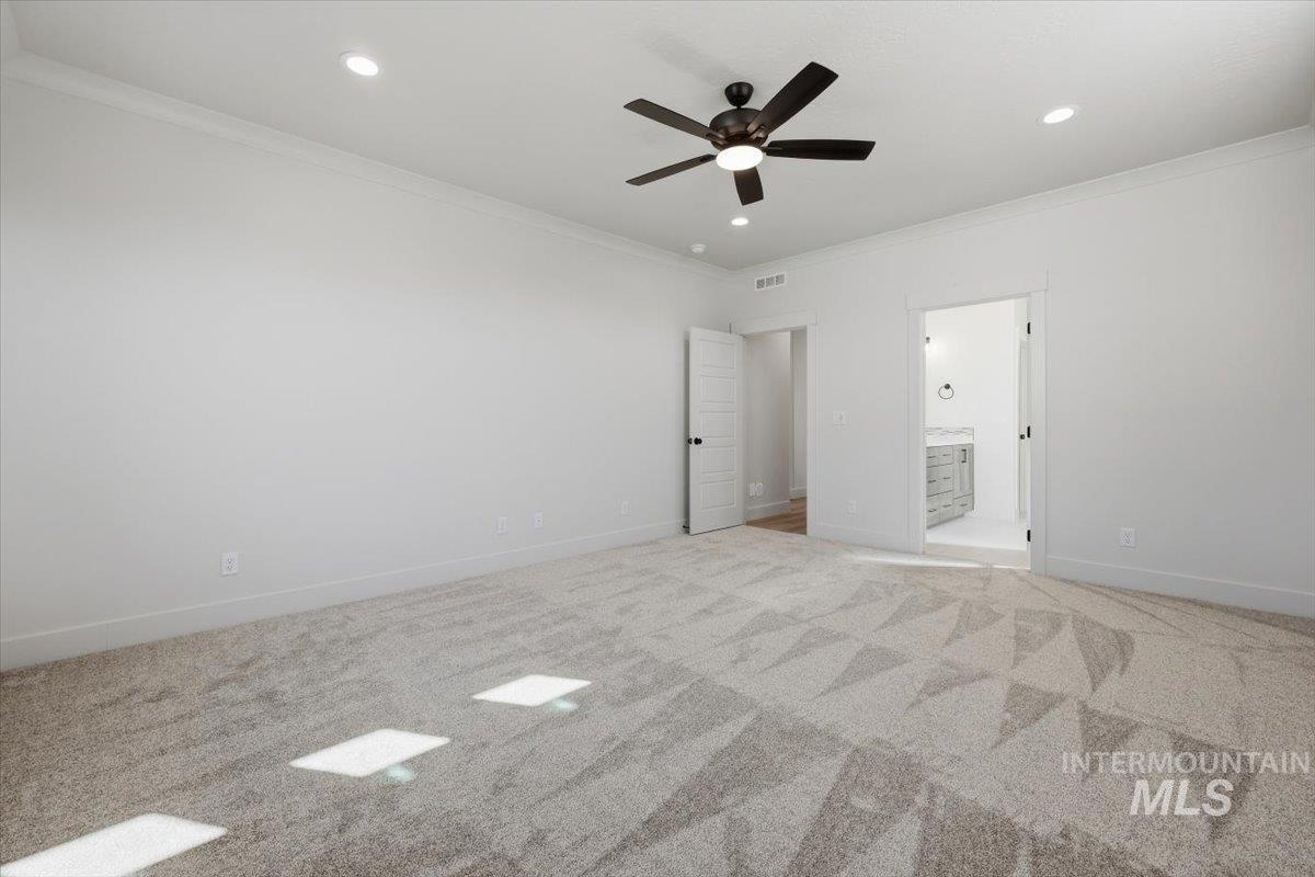 9429 S Esmeralda Ave Property Photo 21
