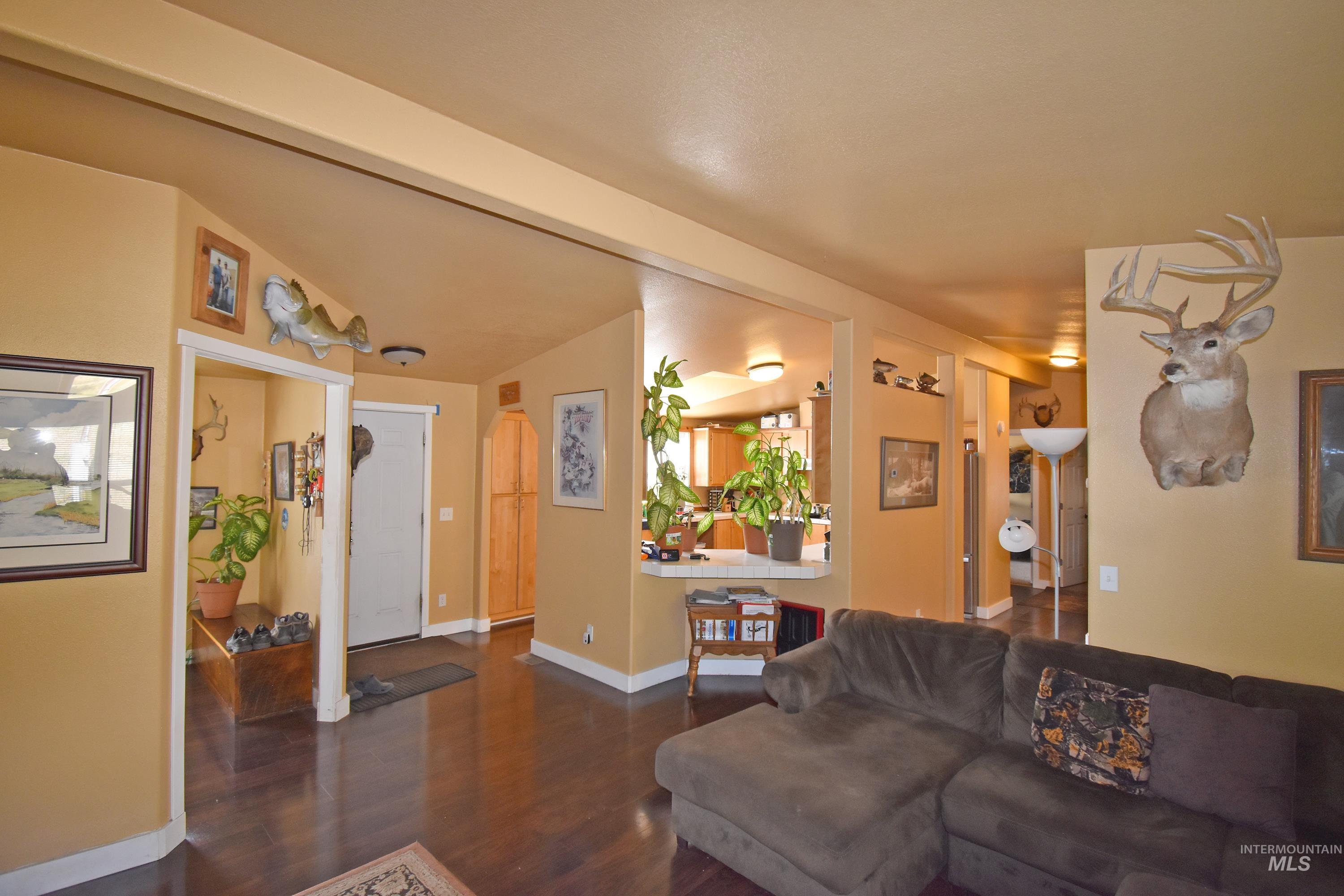 7206 Cavendish Highway Property Photo 11