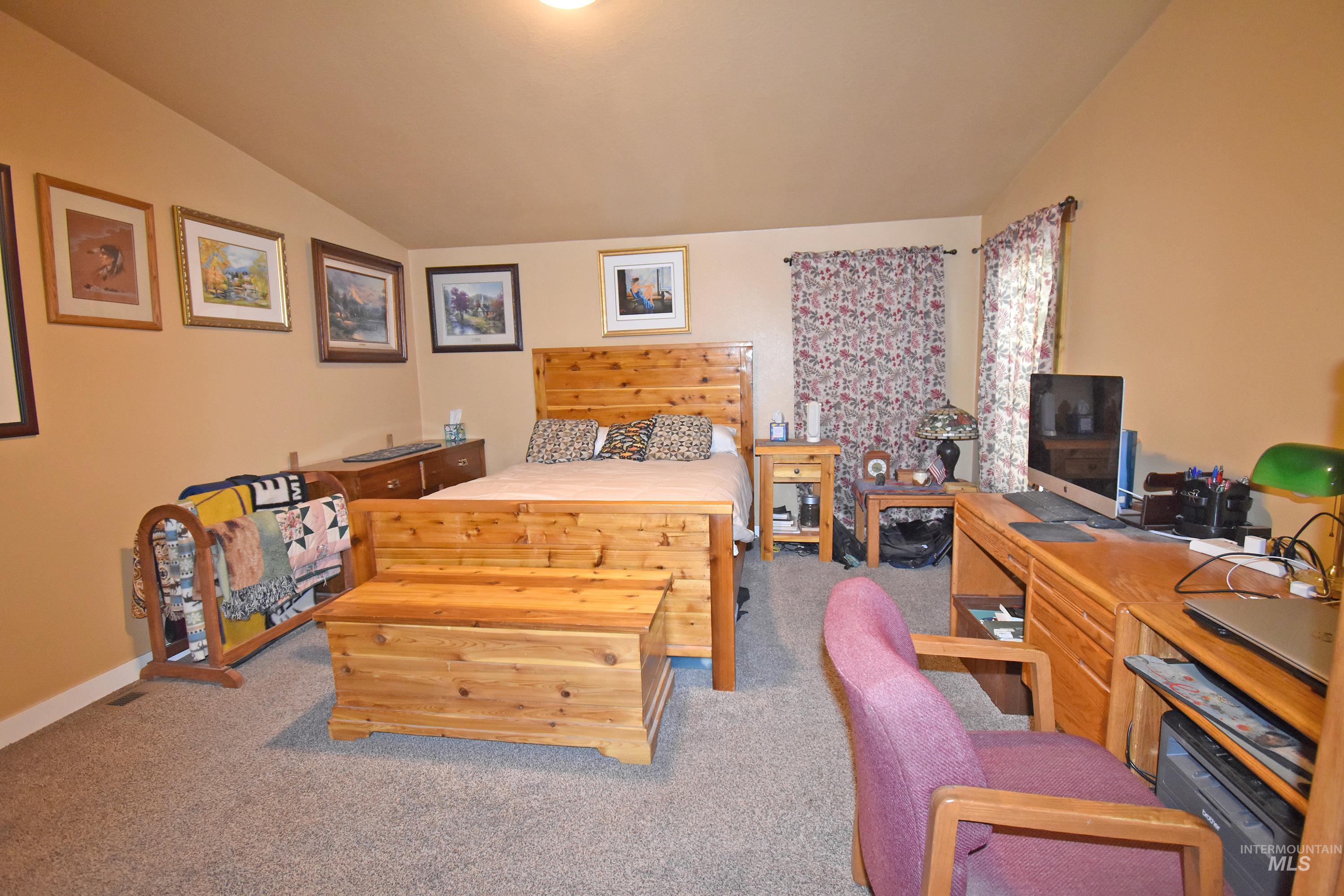 7206 Cavendish Highway Property Photo 19