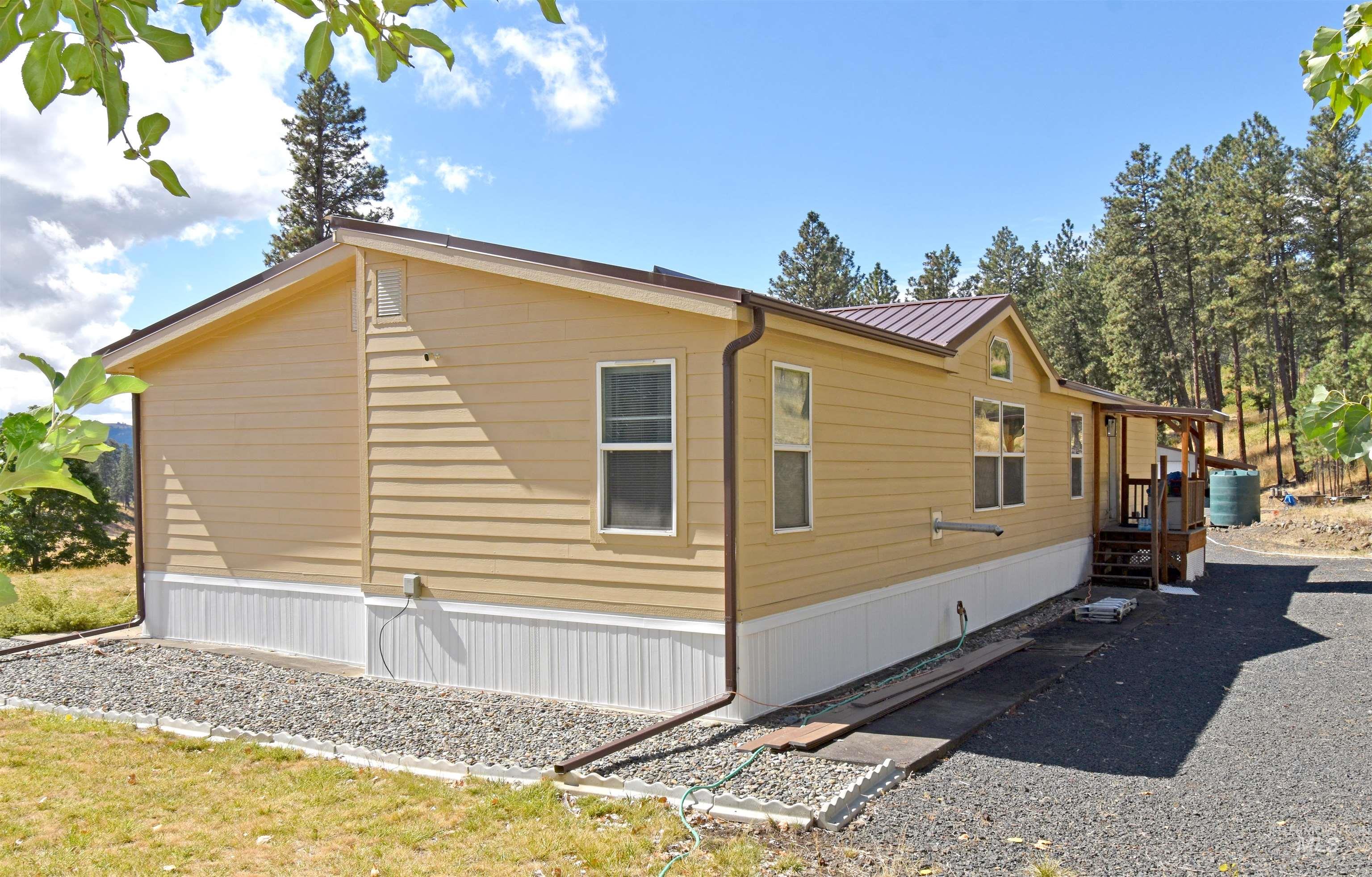 7206 Cavendish Highway Property Photo 29