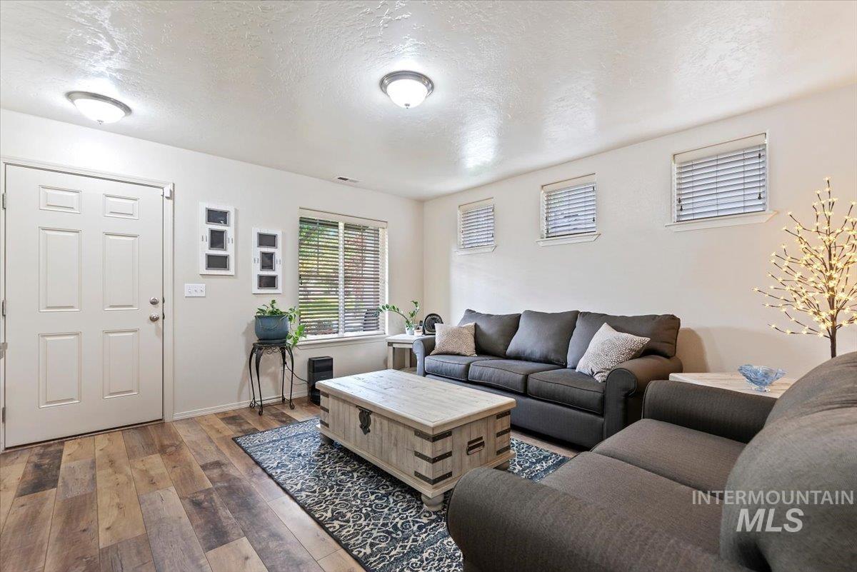 6586 E Gardenia Ln. Property Photo 6