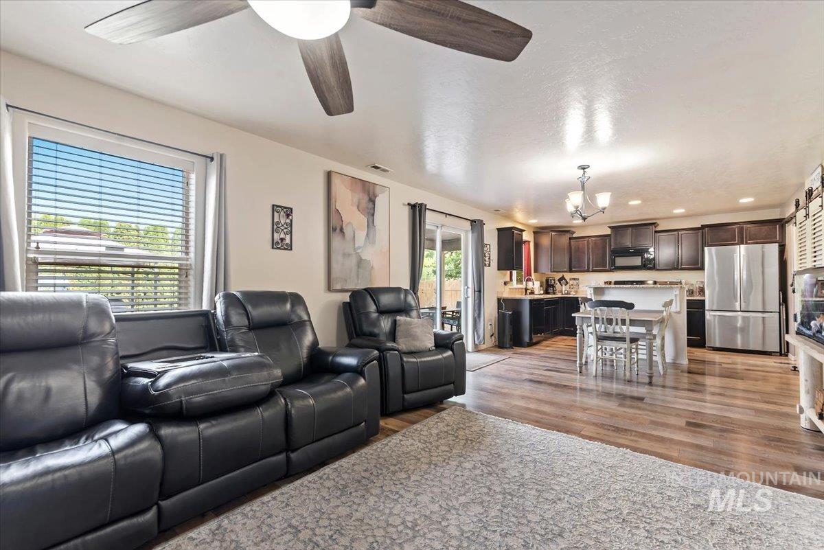 6586 E Gardenia Ln. Property Photo 12
