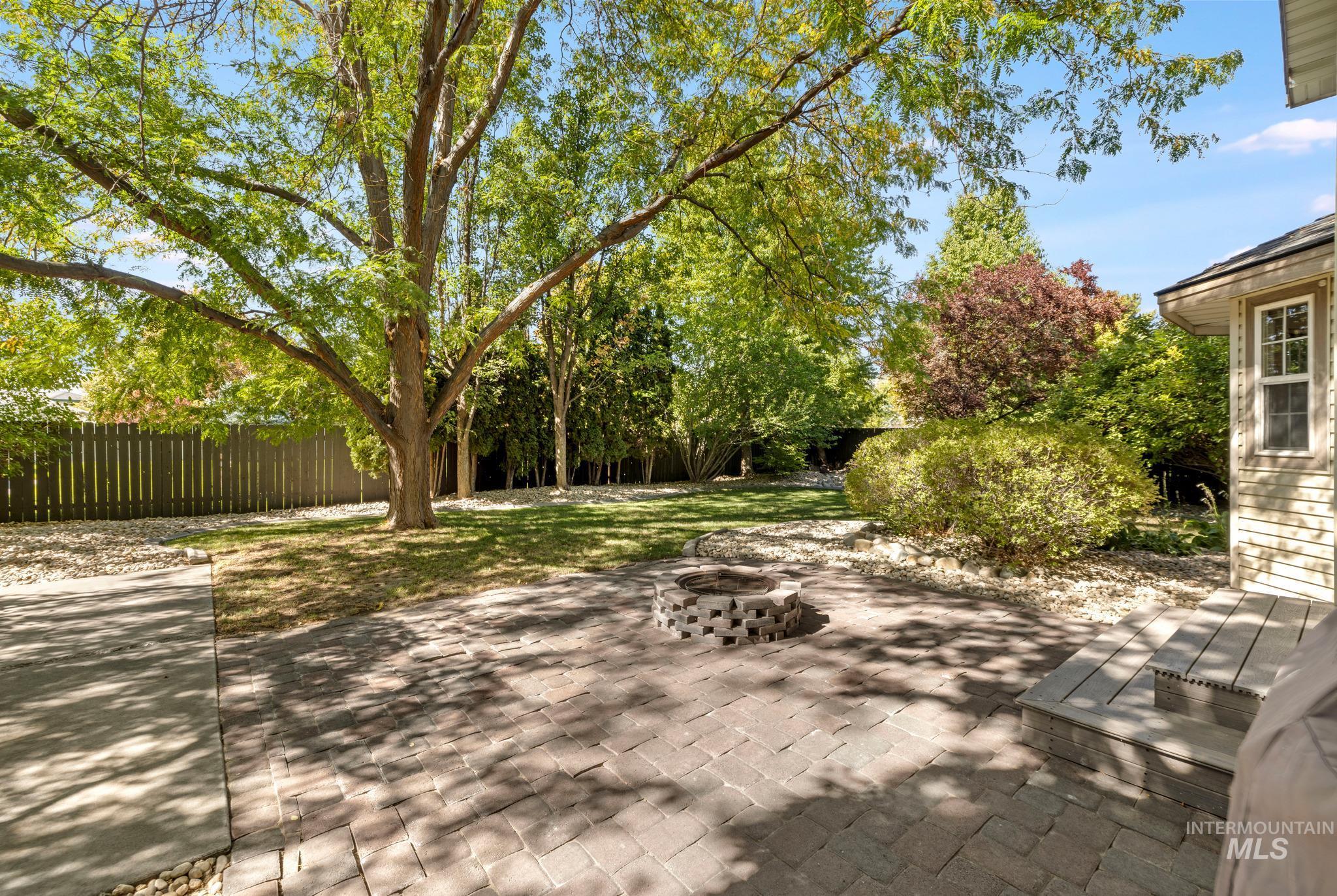 533 Cypress Way Property Photo 41