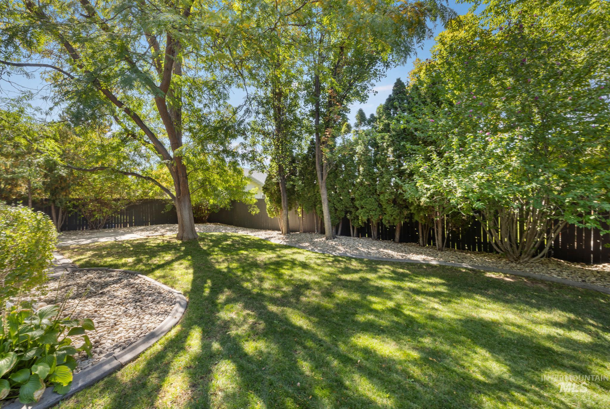 533 Cypress Way Property Photo 43