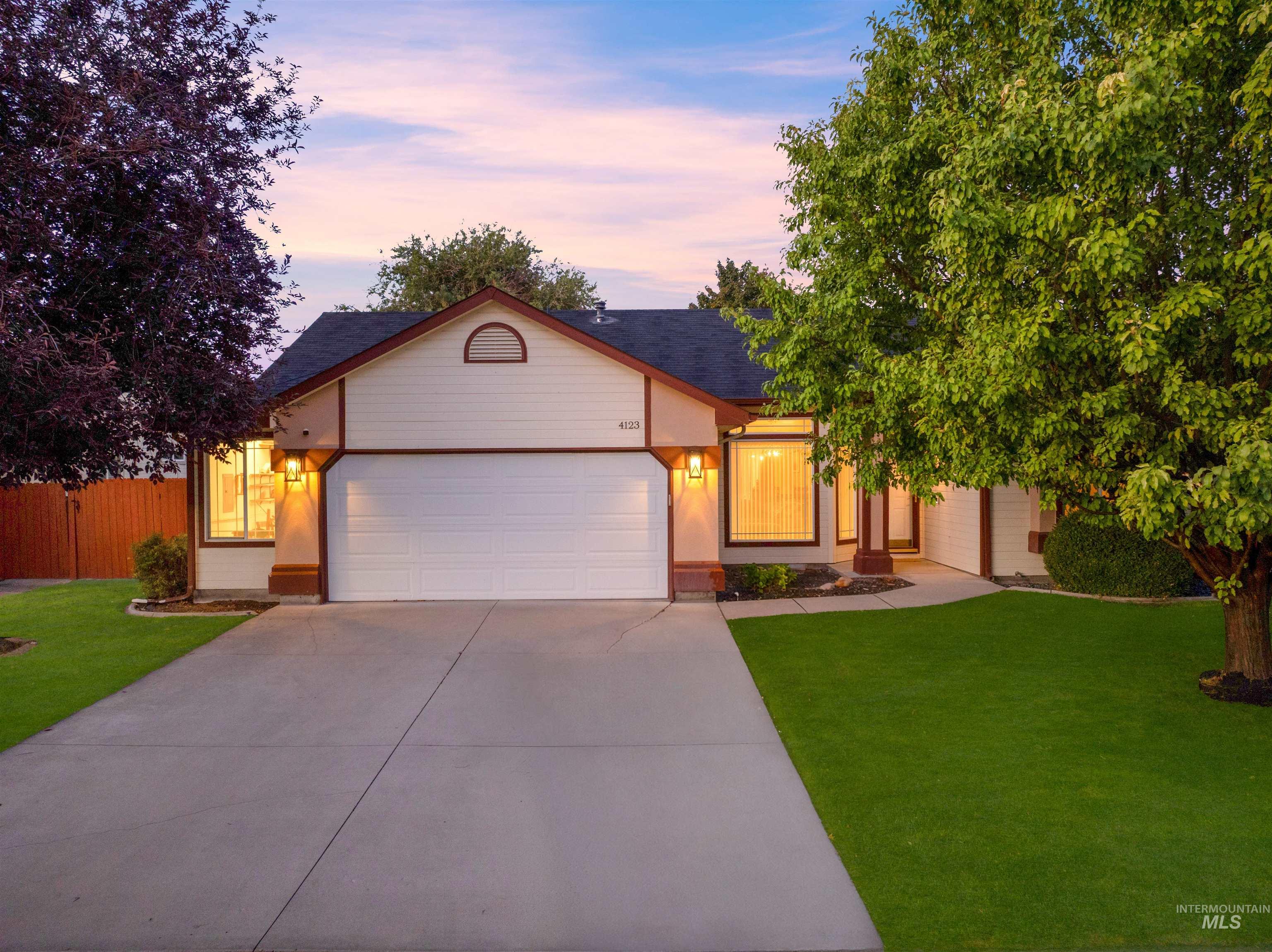 4123 E Park Ridge Drive Property Photo 1