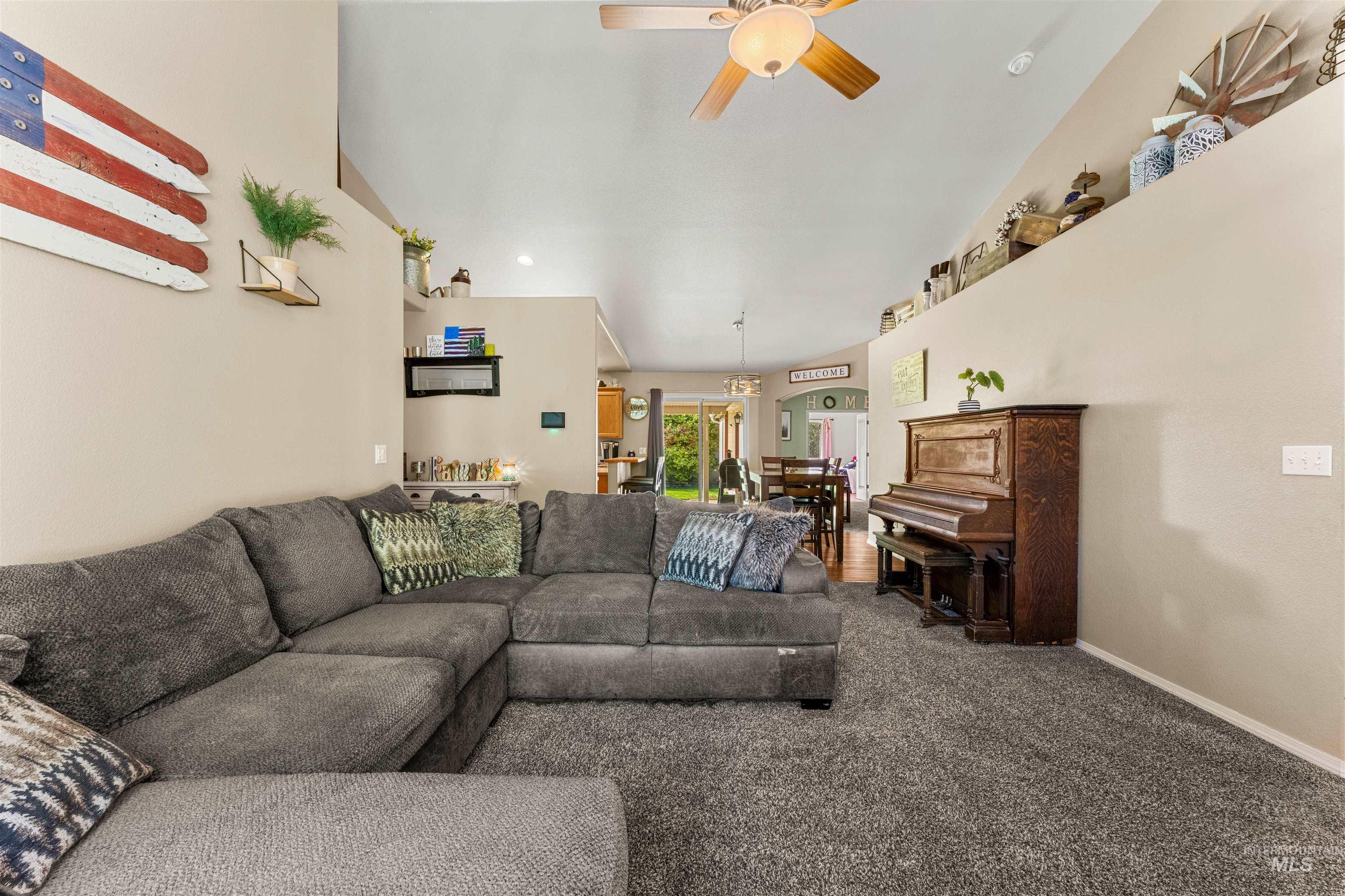 4123 E Park Ridge Drive Property Photo 17