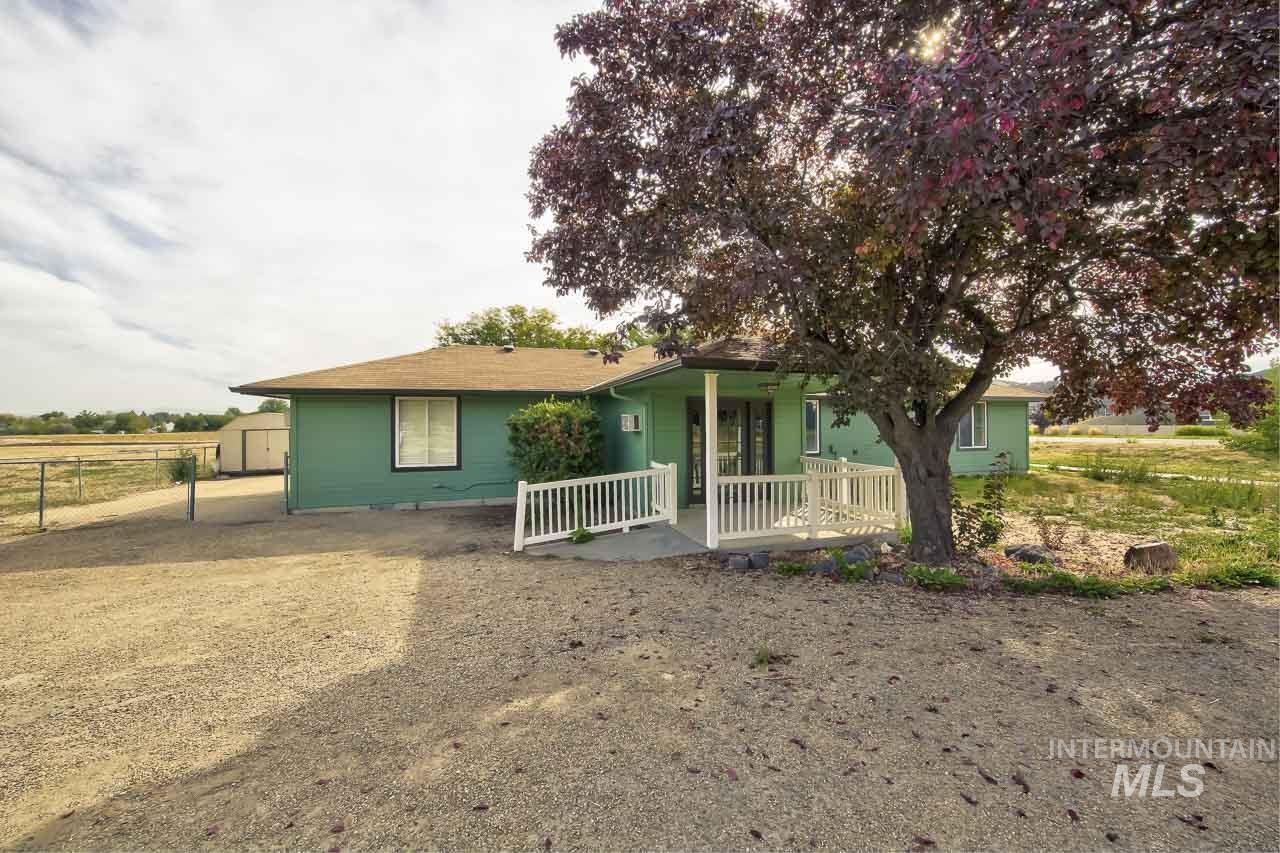 11426 Lone Star Road Property Photo 1