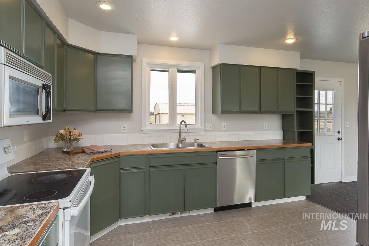 11426 Lone Star Road Property Photo 7