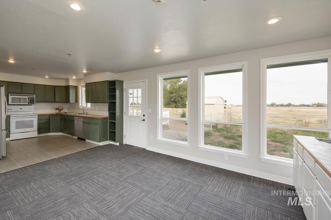 11426 Lone Star Road Property Photo 8