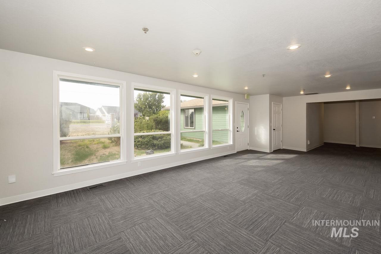 11426 Lone Star Road Property Photo 15