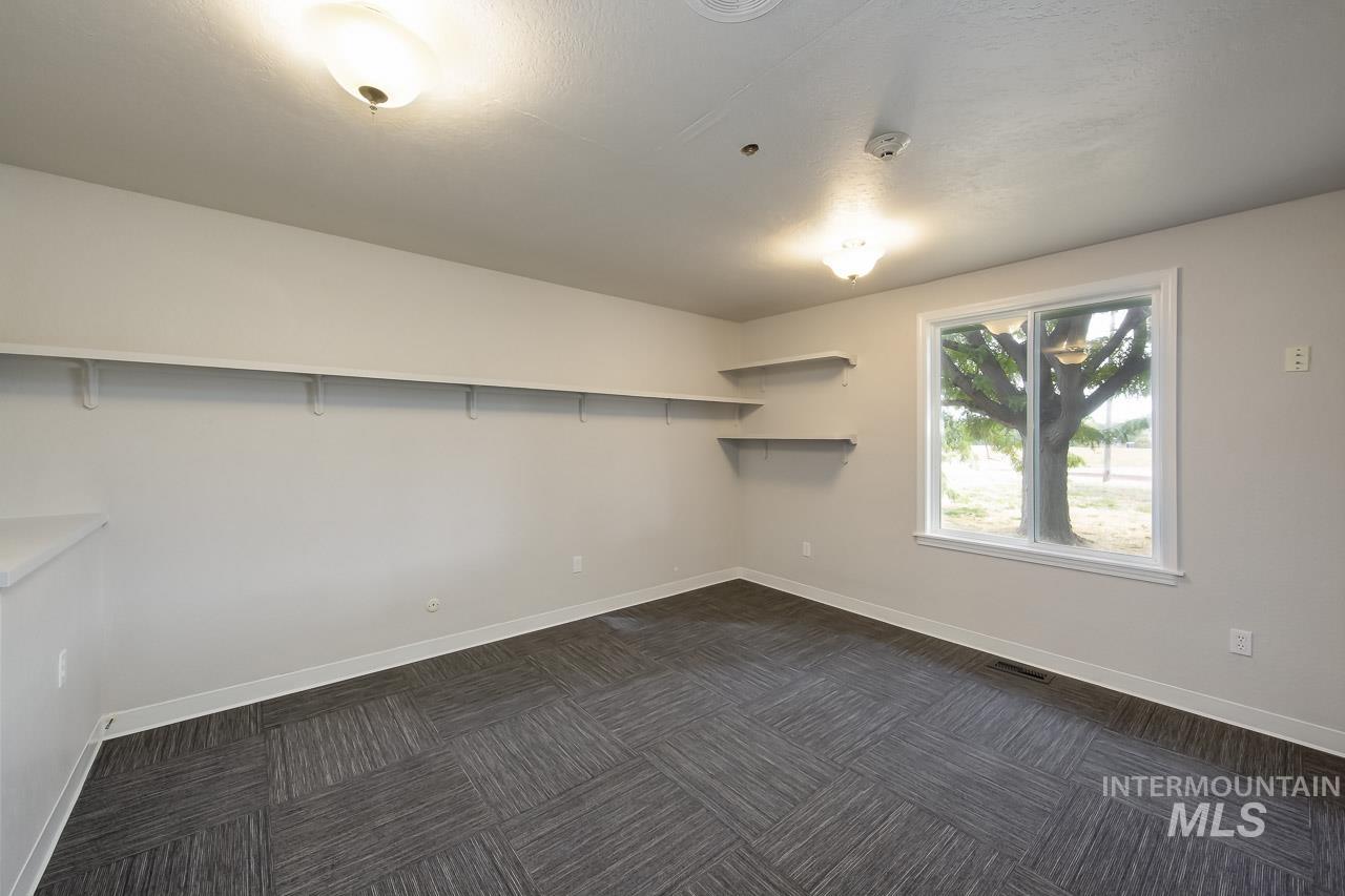11426 Lone Star Road Property Photo 24