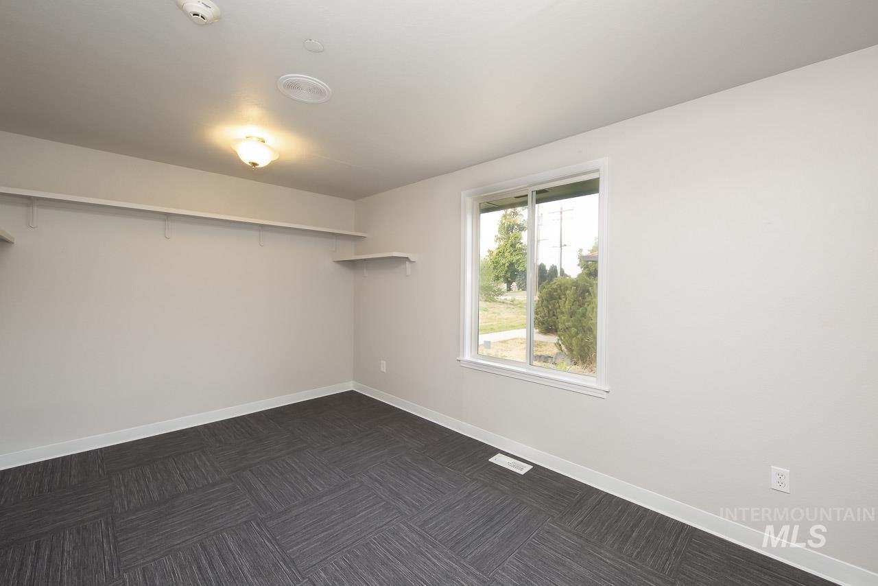 11426 Lone Star Road Property Photo 27