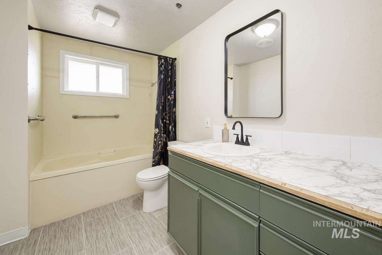 11426 Lone Star Road Property Photo 30