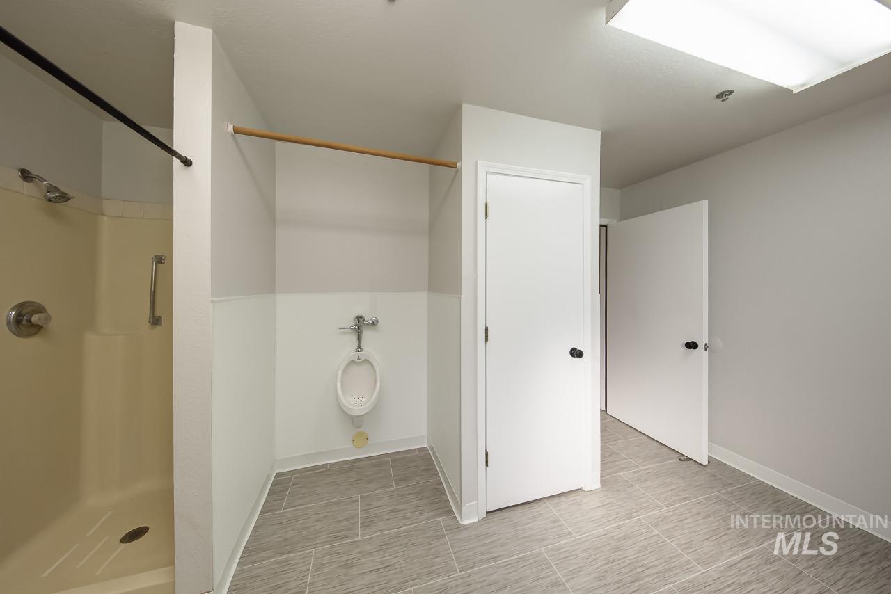 11426 Lone Star Road Property Photo 32
