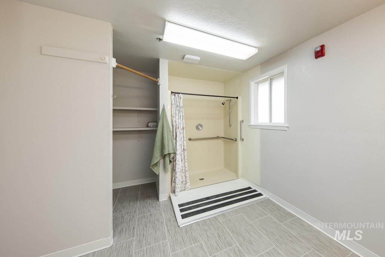 11426 Lone Star Road Property Photo 34