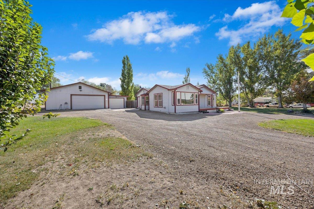850 Highway 78 Property Photo 3