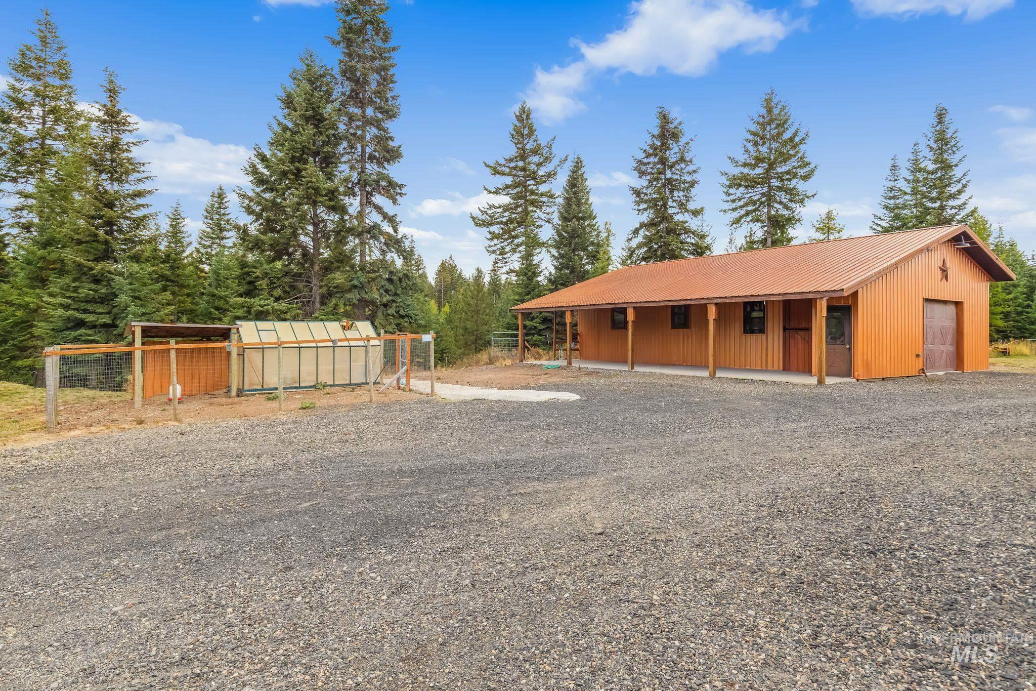 3989 E Mountain Rd. Property Photo 27