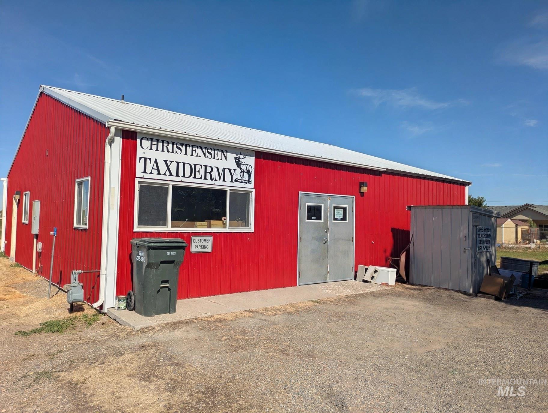 1560 21st Property Photo 1