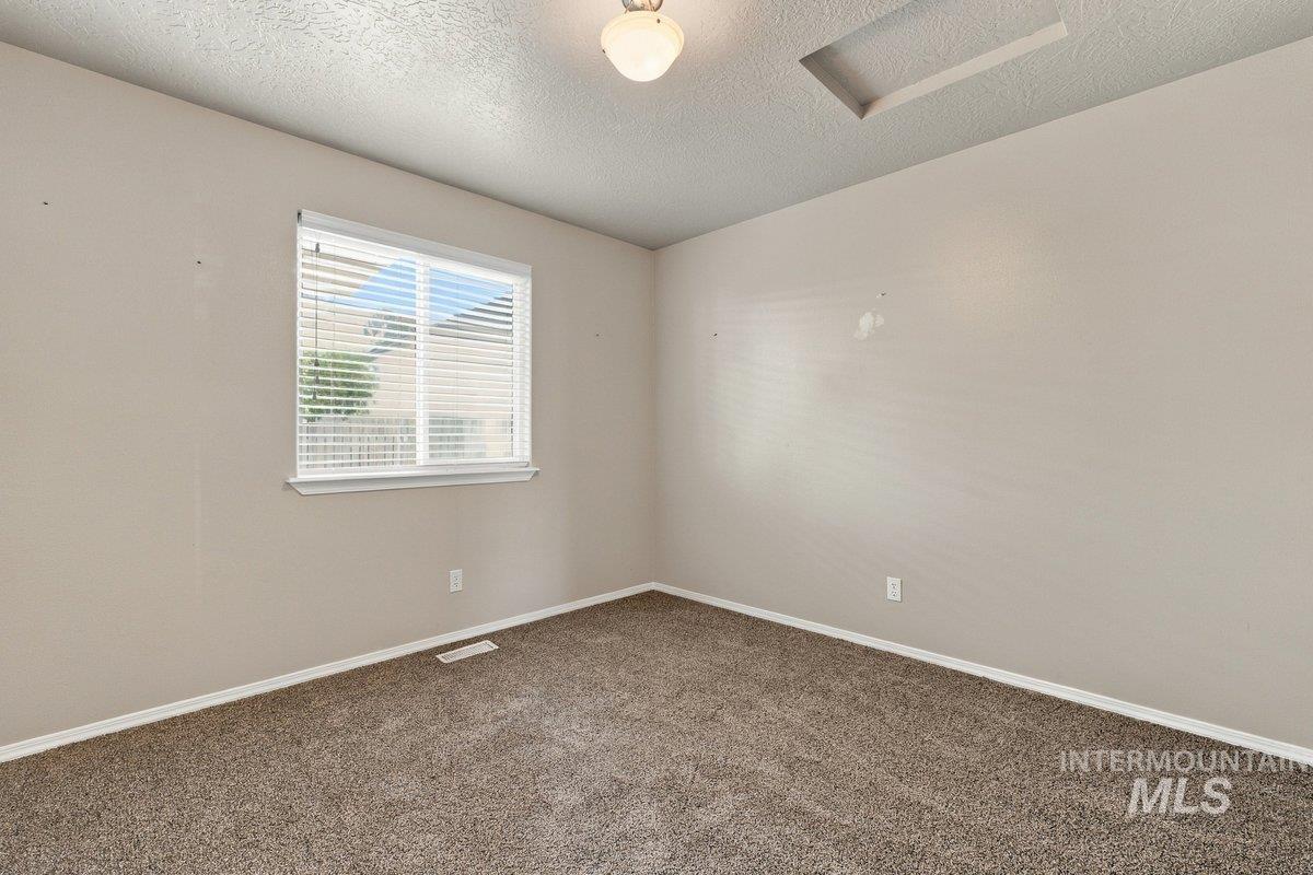 1812 S Camas St Property Photo 15
