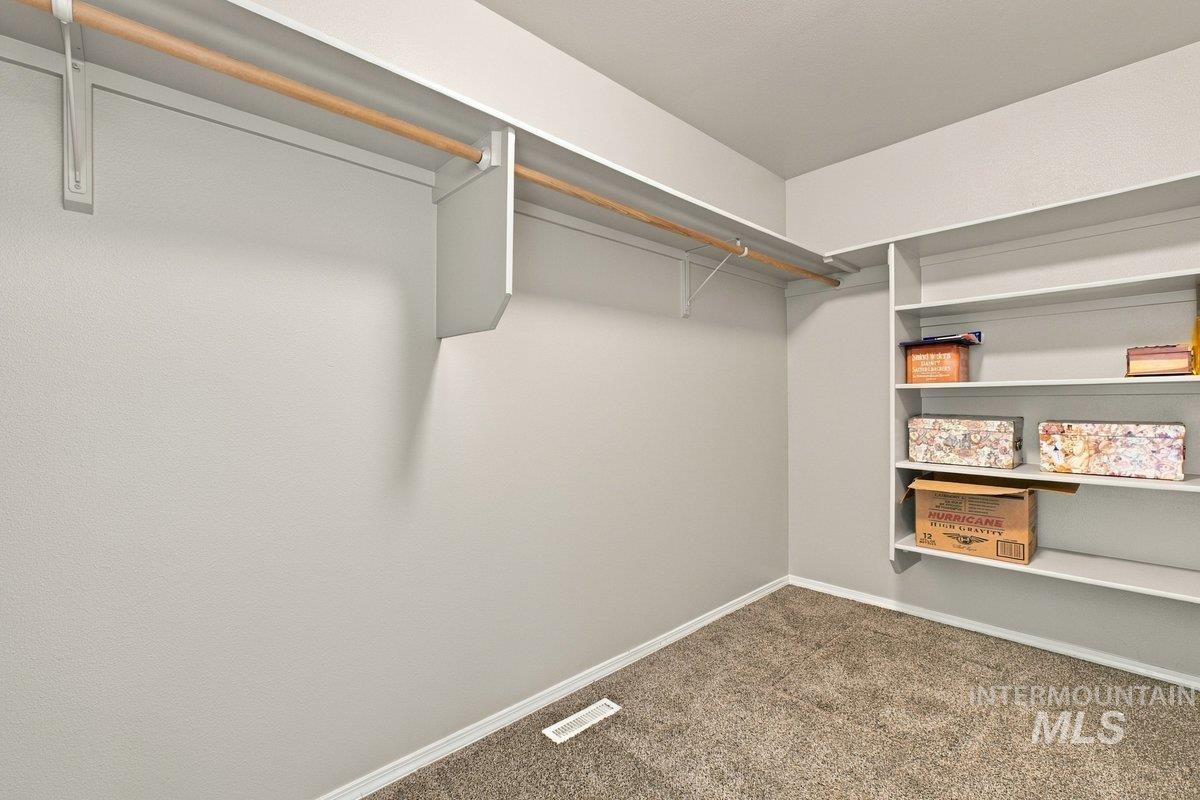 1812 S Camas St Property Photo 18