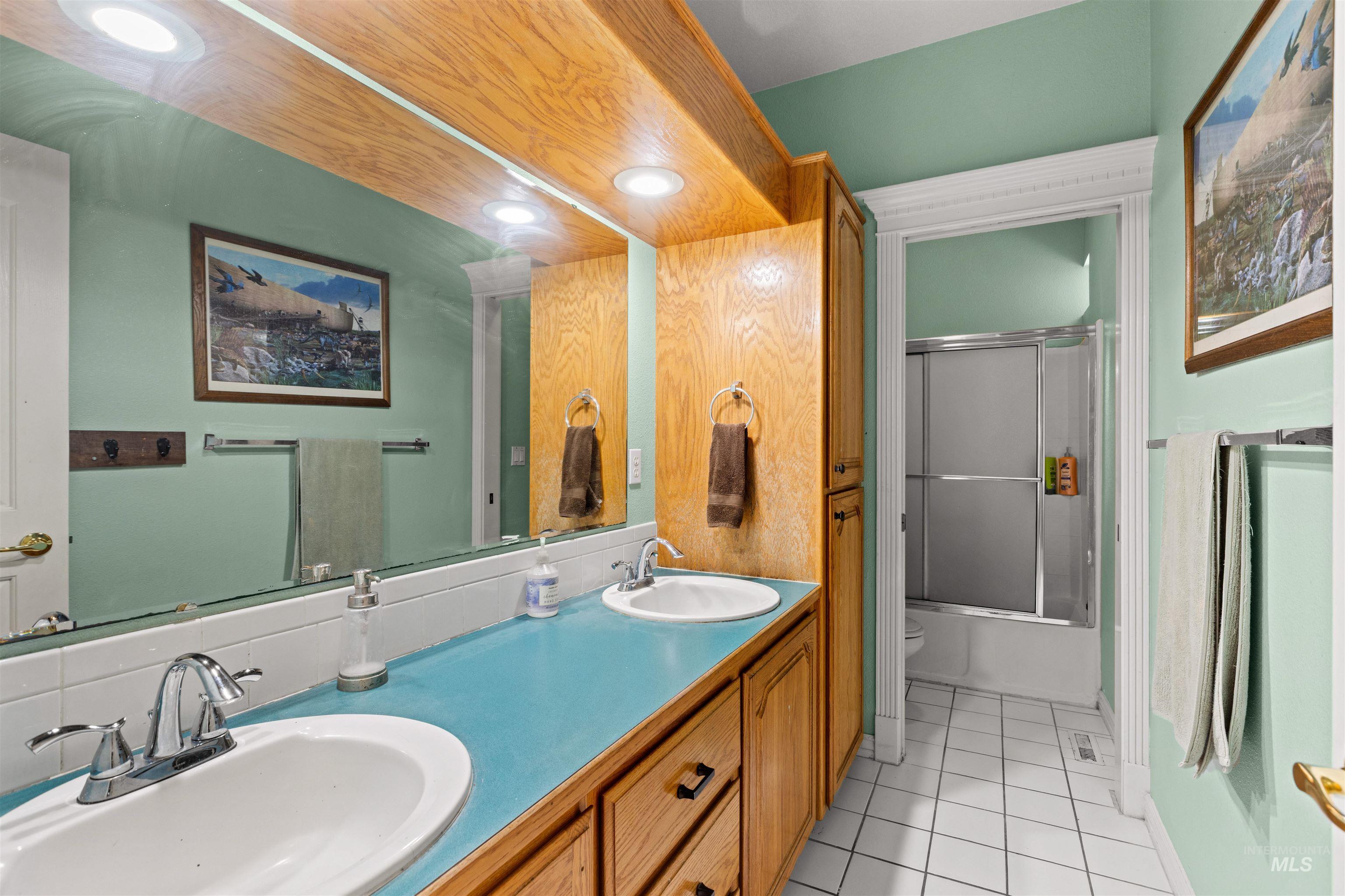 3625 Wilson Ln Property Photo 19