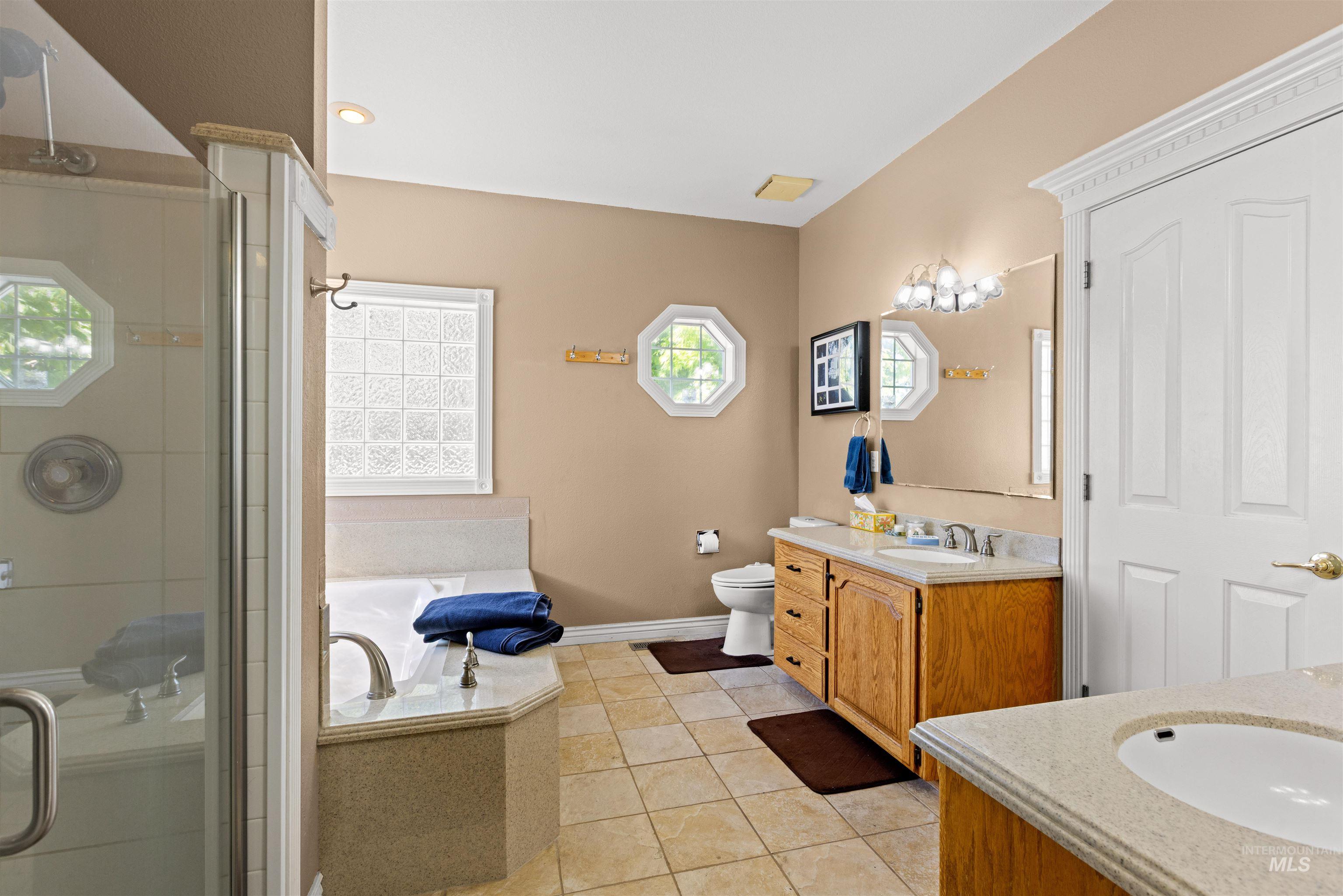 3625 Wilson Ln Property Photo 25