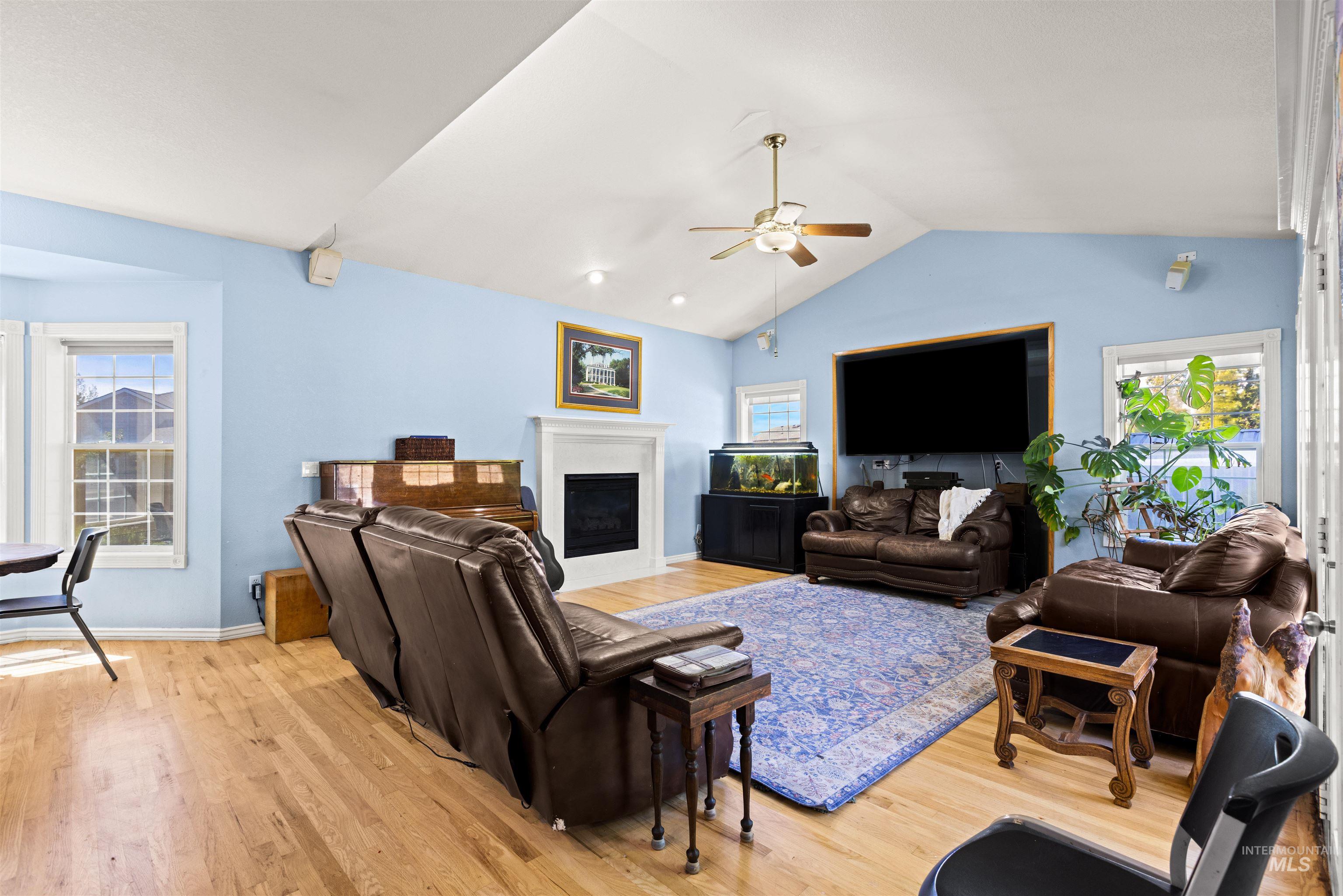 3625 Wilson Ln Property Photo 29