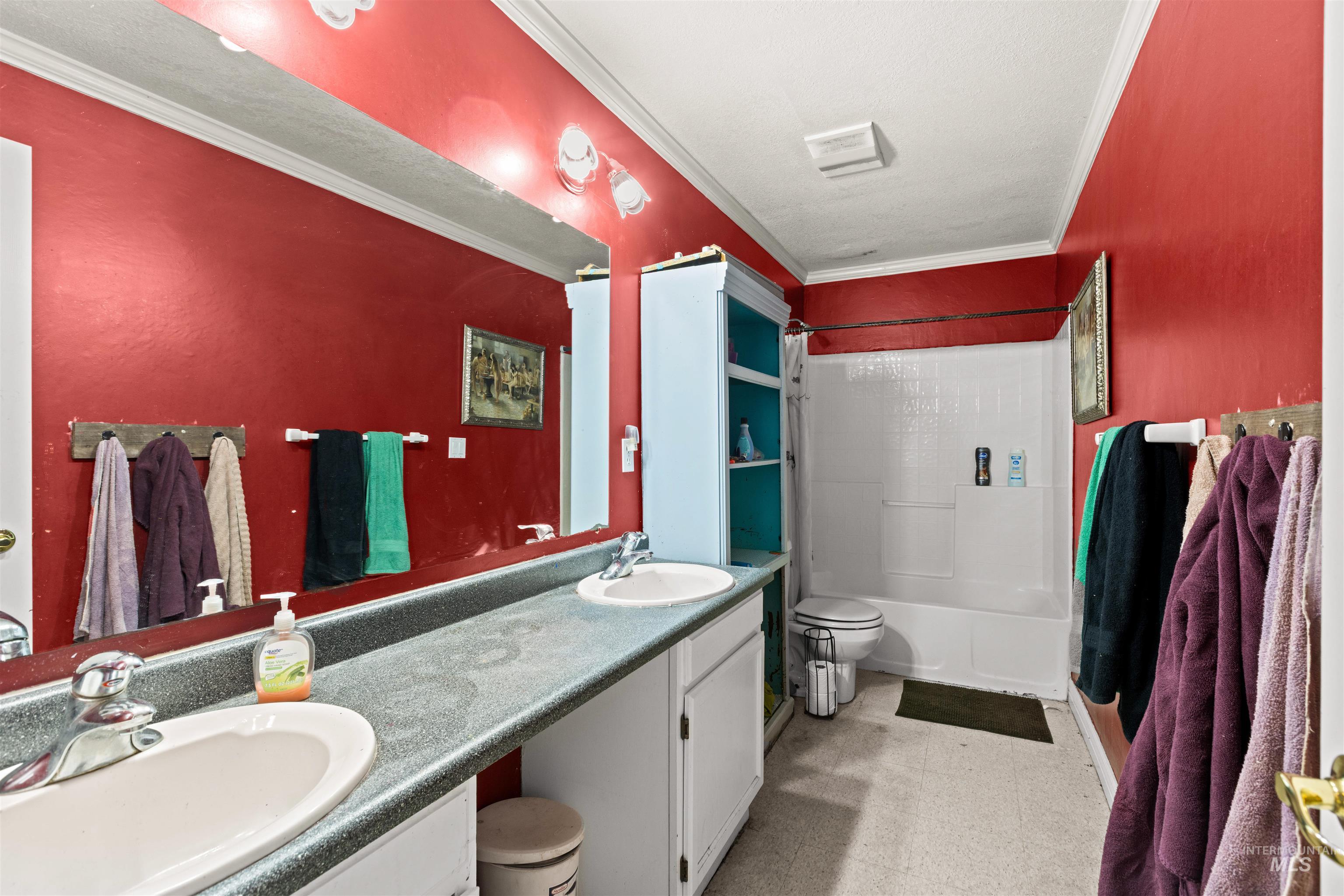 3625 Wilson Ln Property Photo 43