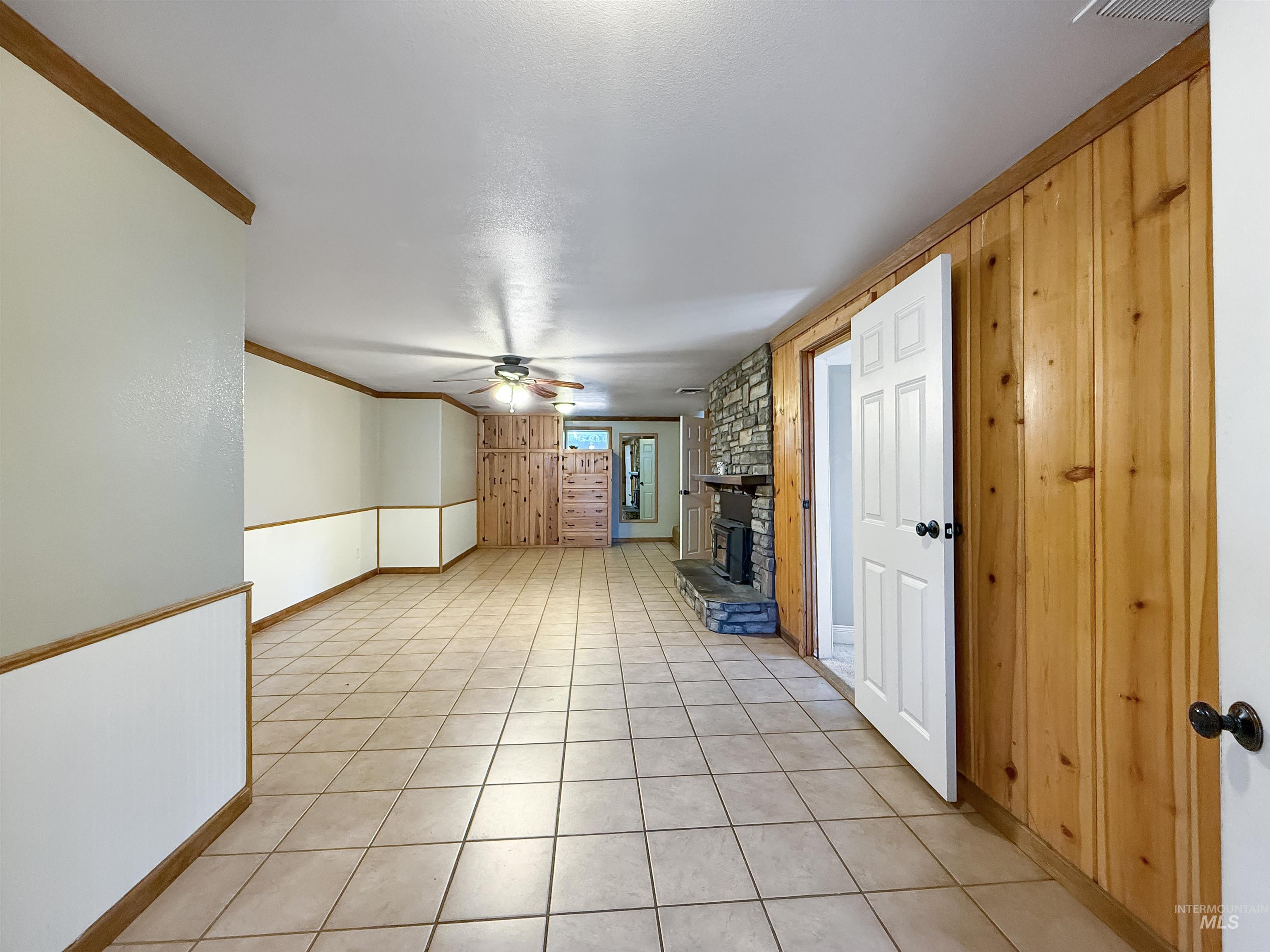 120 E South 4th St. Property Photo 18