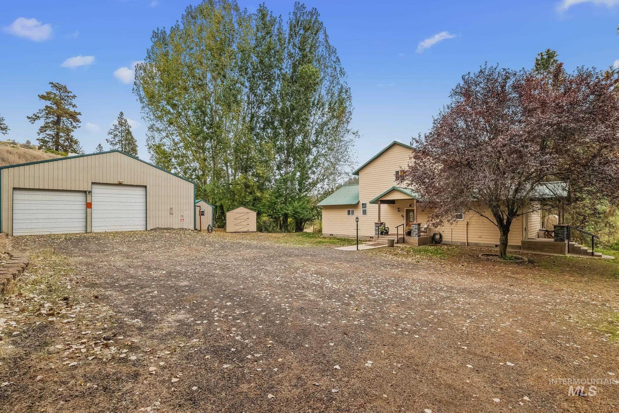 20795 Ryegrass Lane Property Photo 9