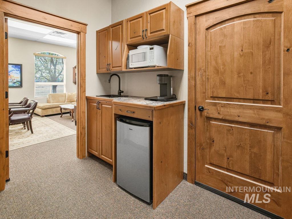 142 River Vista Pl Property Photo 17