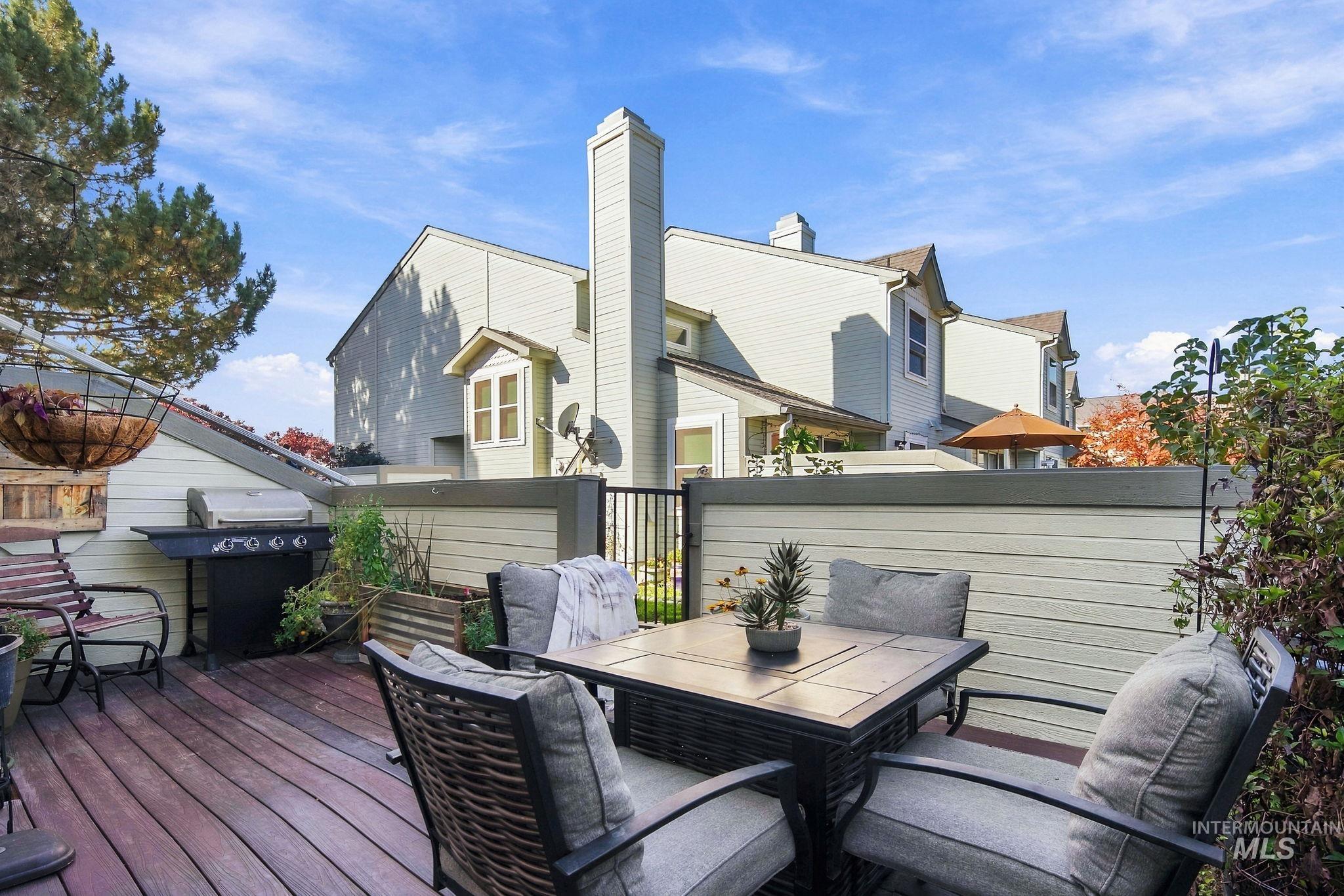 879 N Christine Lane Property Photo 33