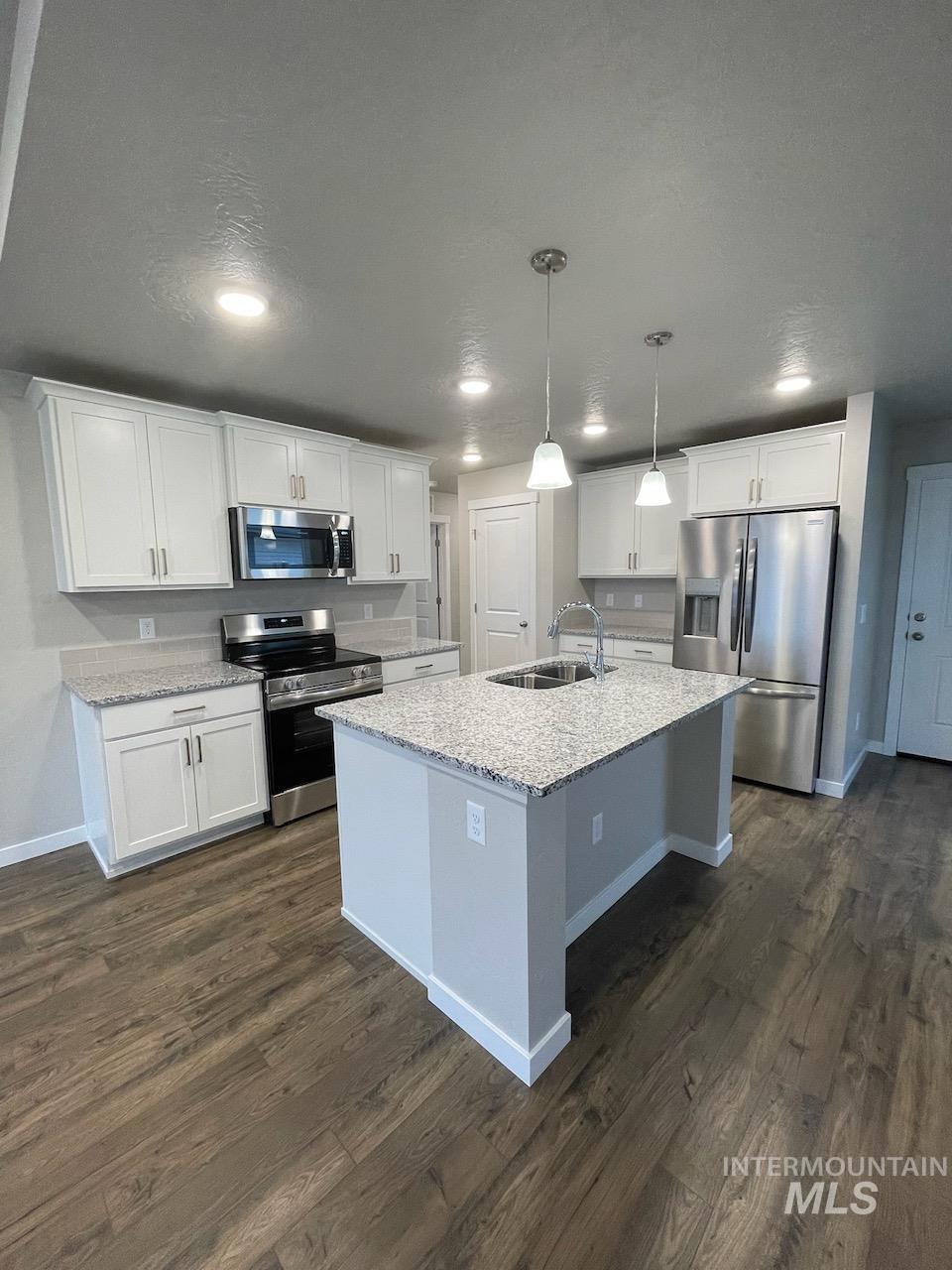 10458 Rockaway Ridge St. Property Photo 6