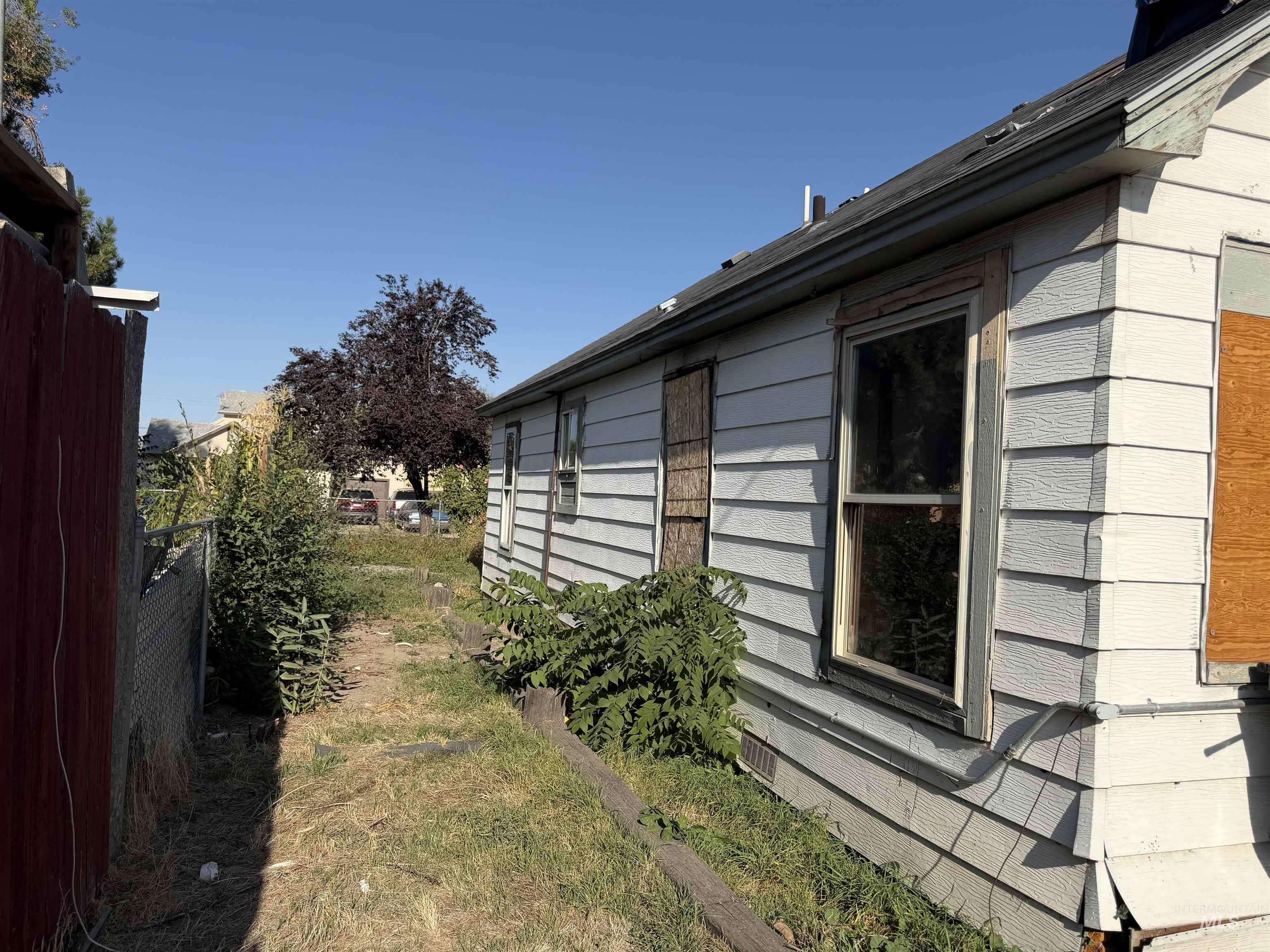 414 E E Chicago Property Photo 5