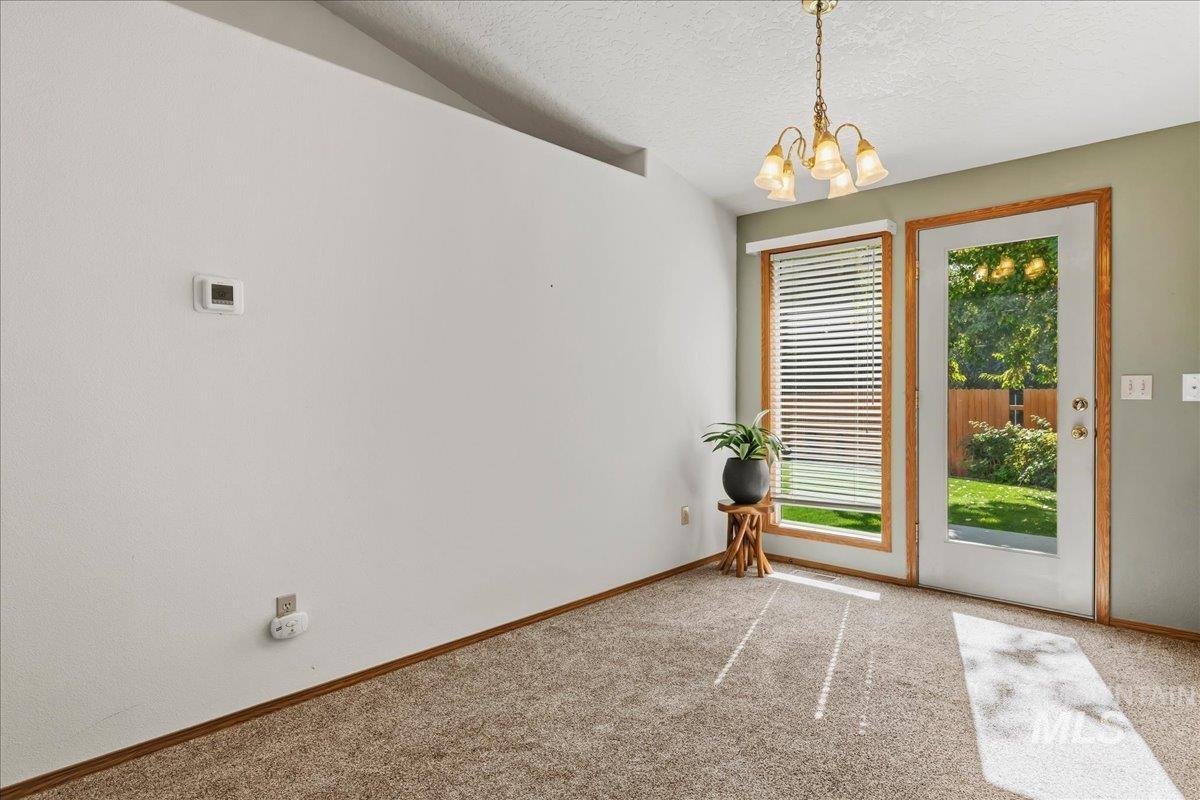 2515 Sunflower Property Photo 6