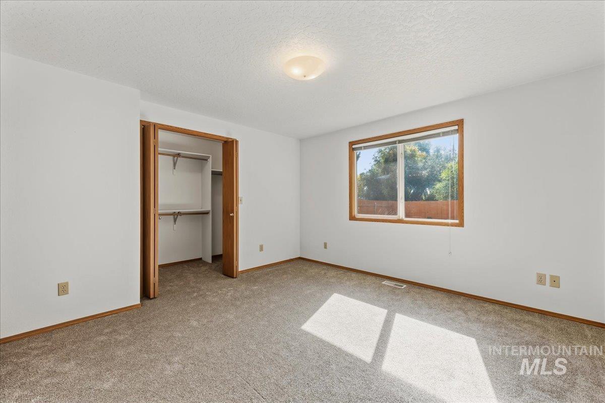 2515 Sunflower Property Photo 10