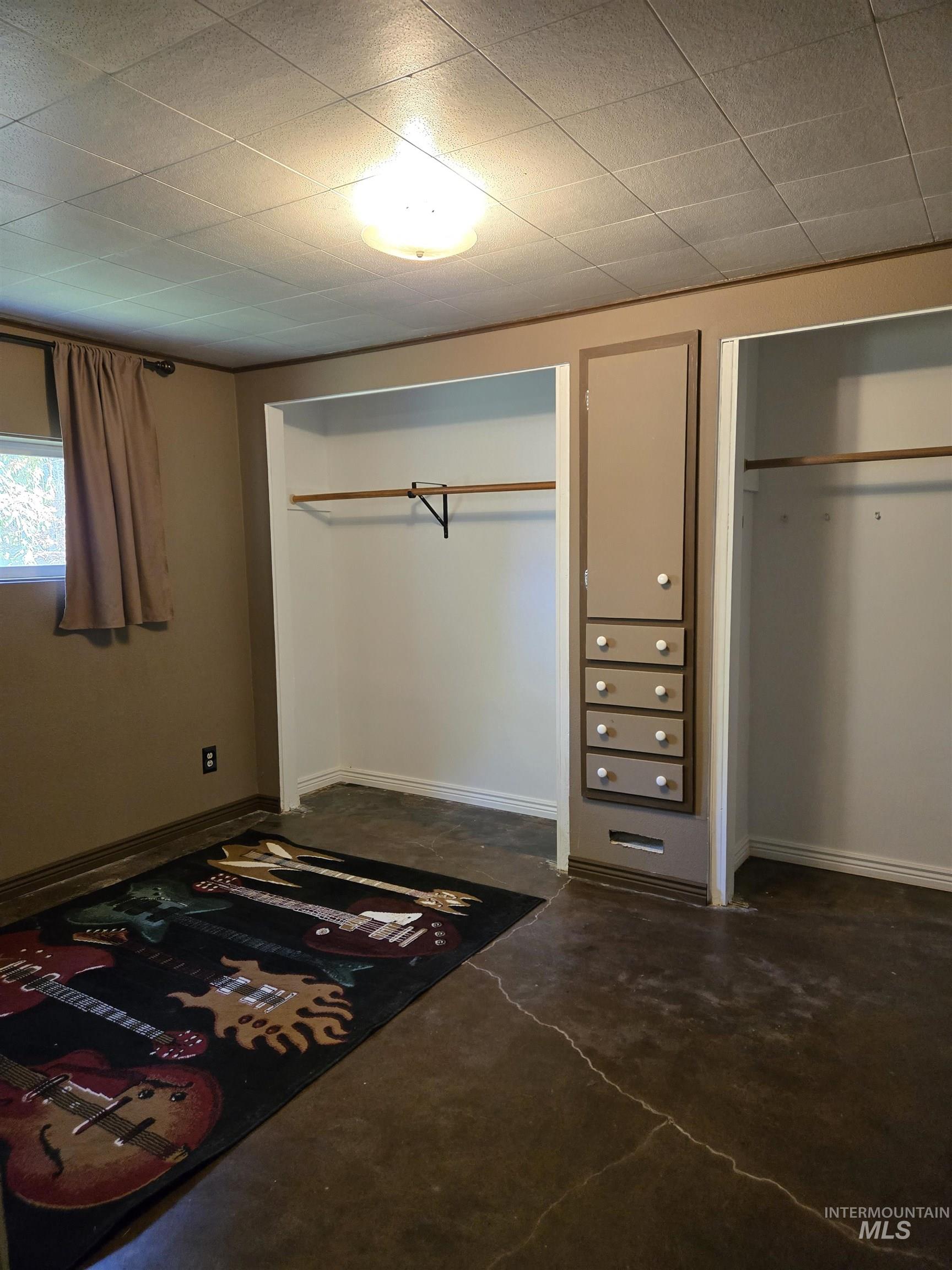 801 Hughes Dr Property Photo 26