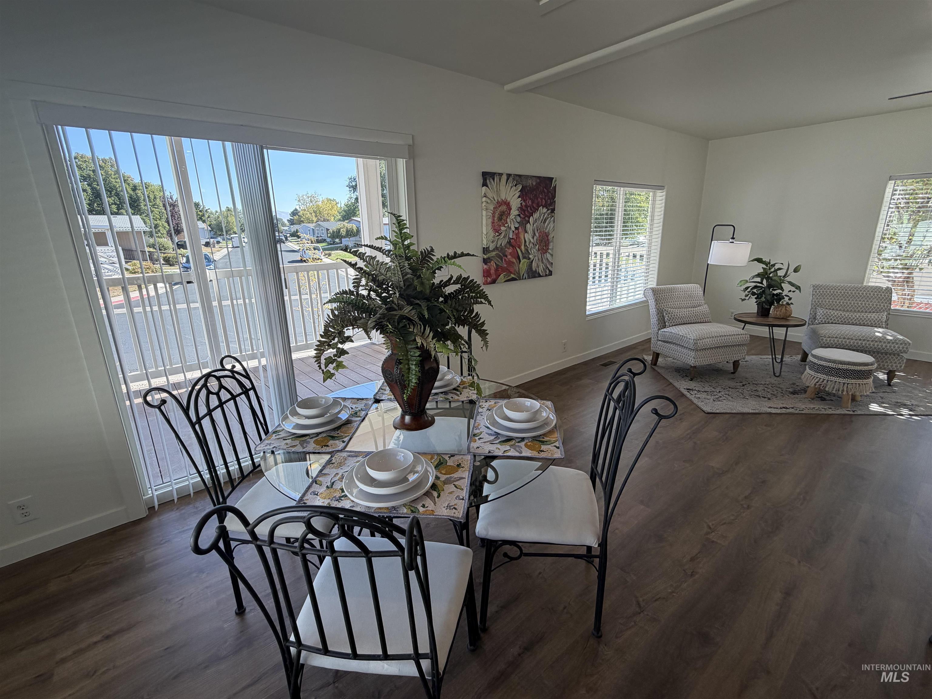 611 N Timathy Rd Property Photo 11