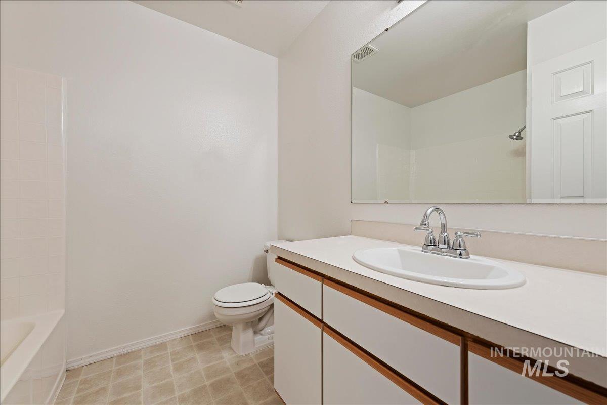 3881 W Adobe Court Property Photo 13