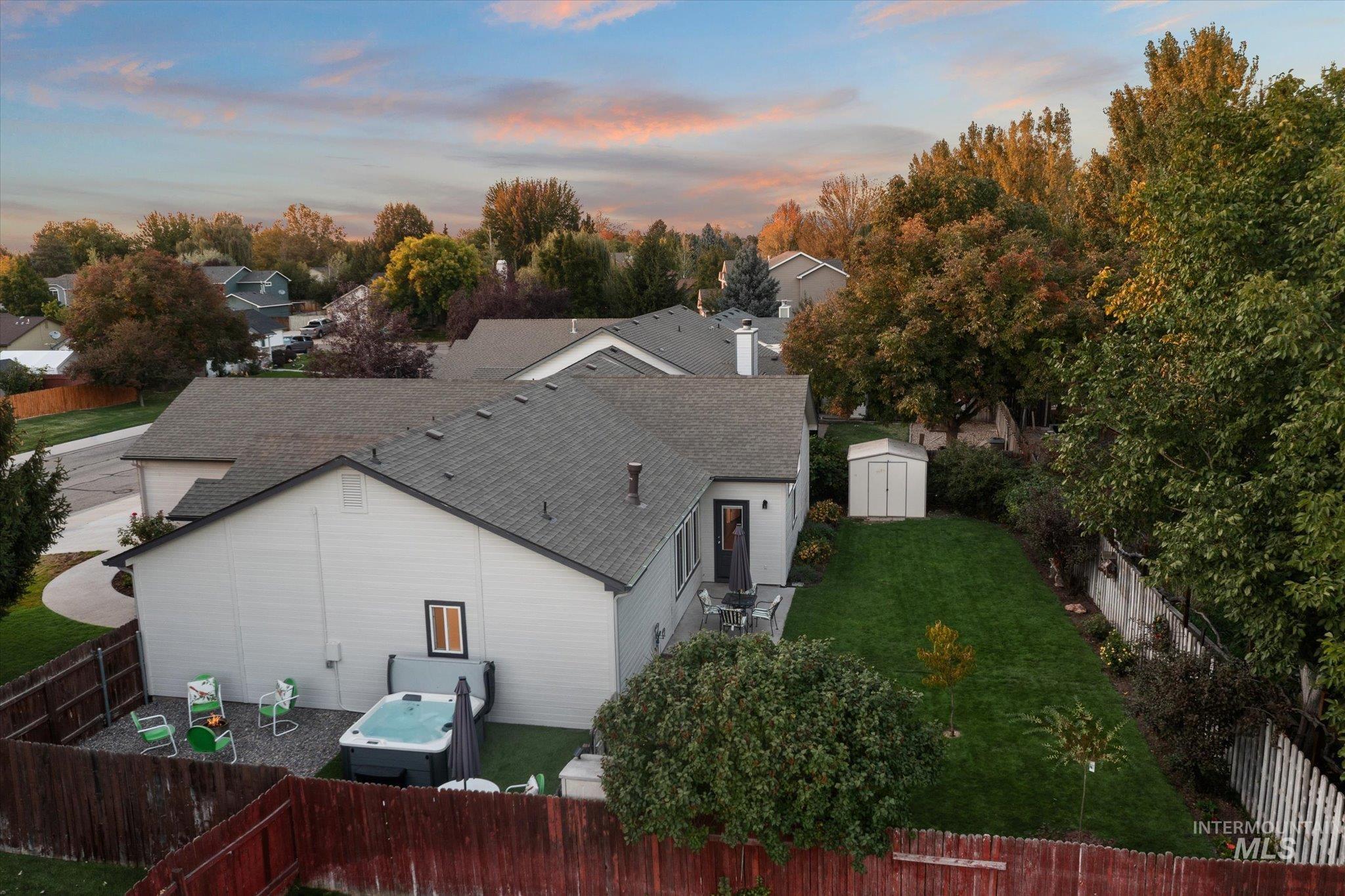 2668 N Morello Ave Property Photo 5